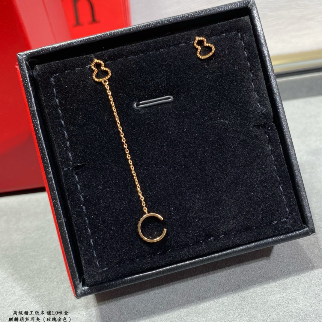 Qeelin Gourd Ear Clips Earrings