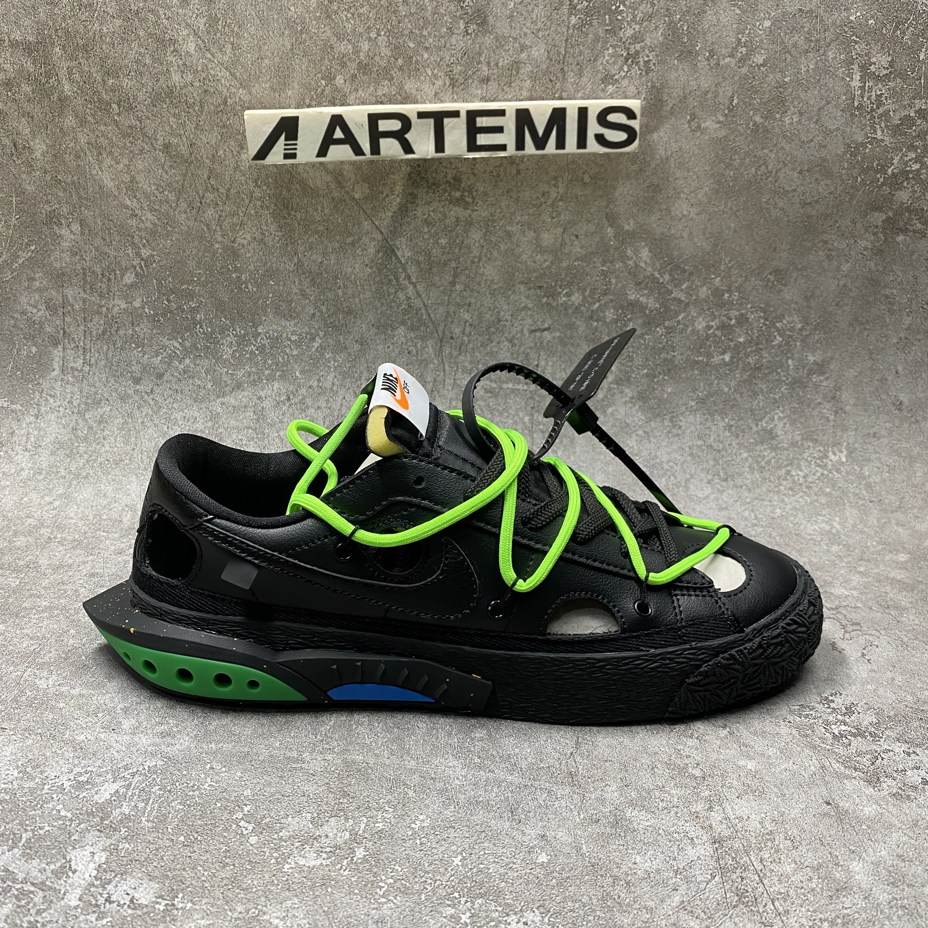 Off-White x Nike Blazer Low