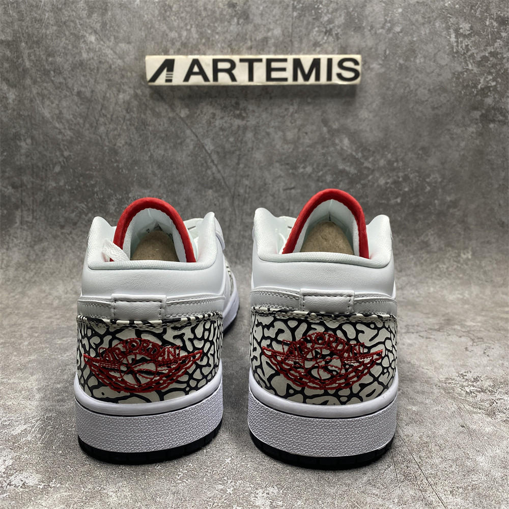 AIR JORDAN 1 PHAT LOW