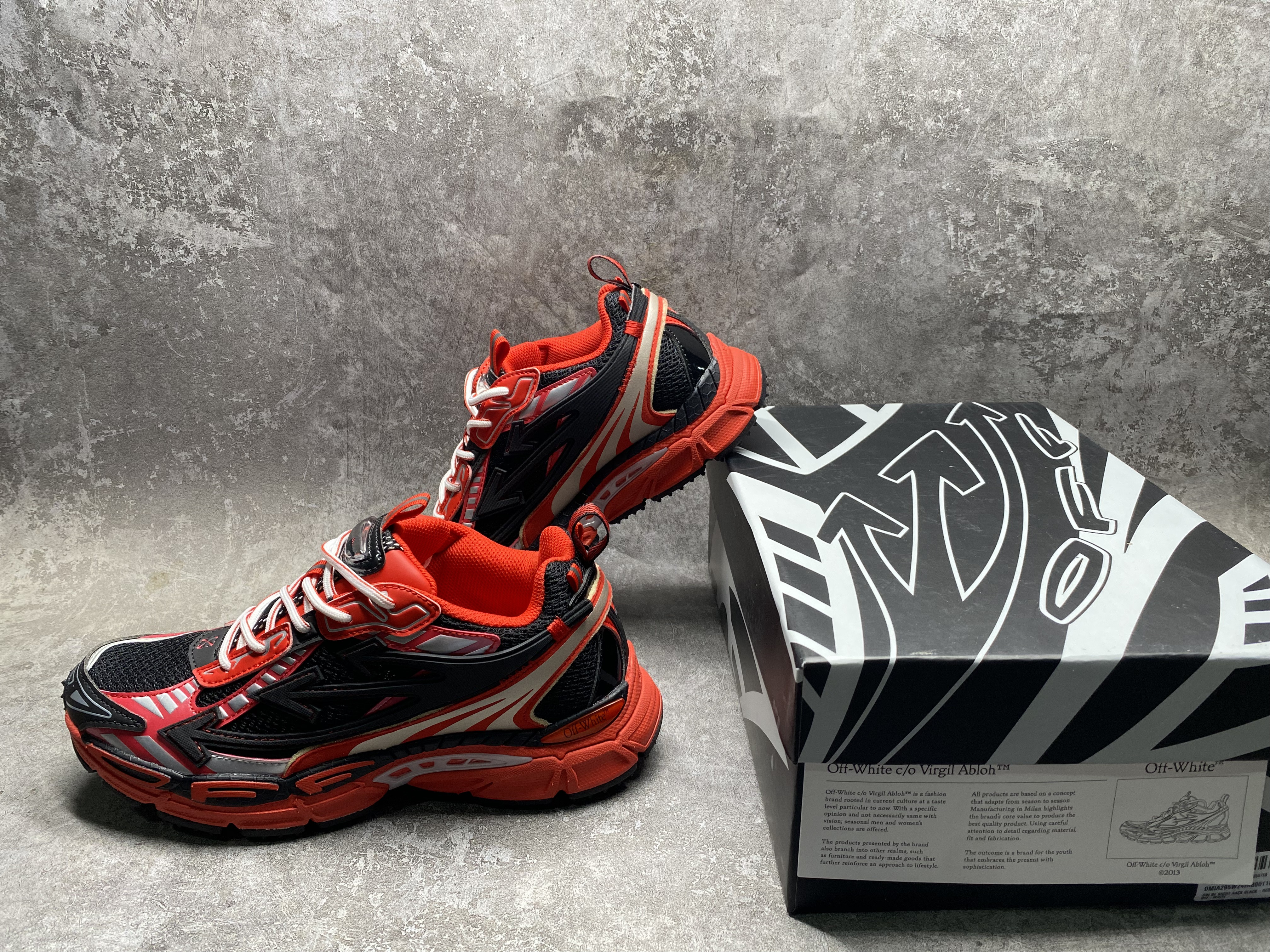 UA Off-White "BE RIGHT BACK"