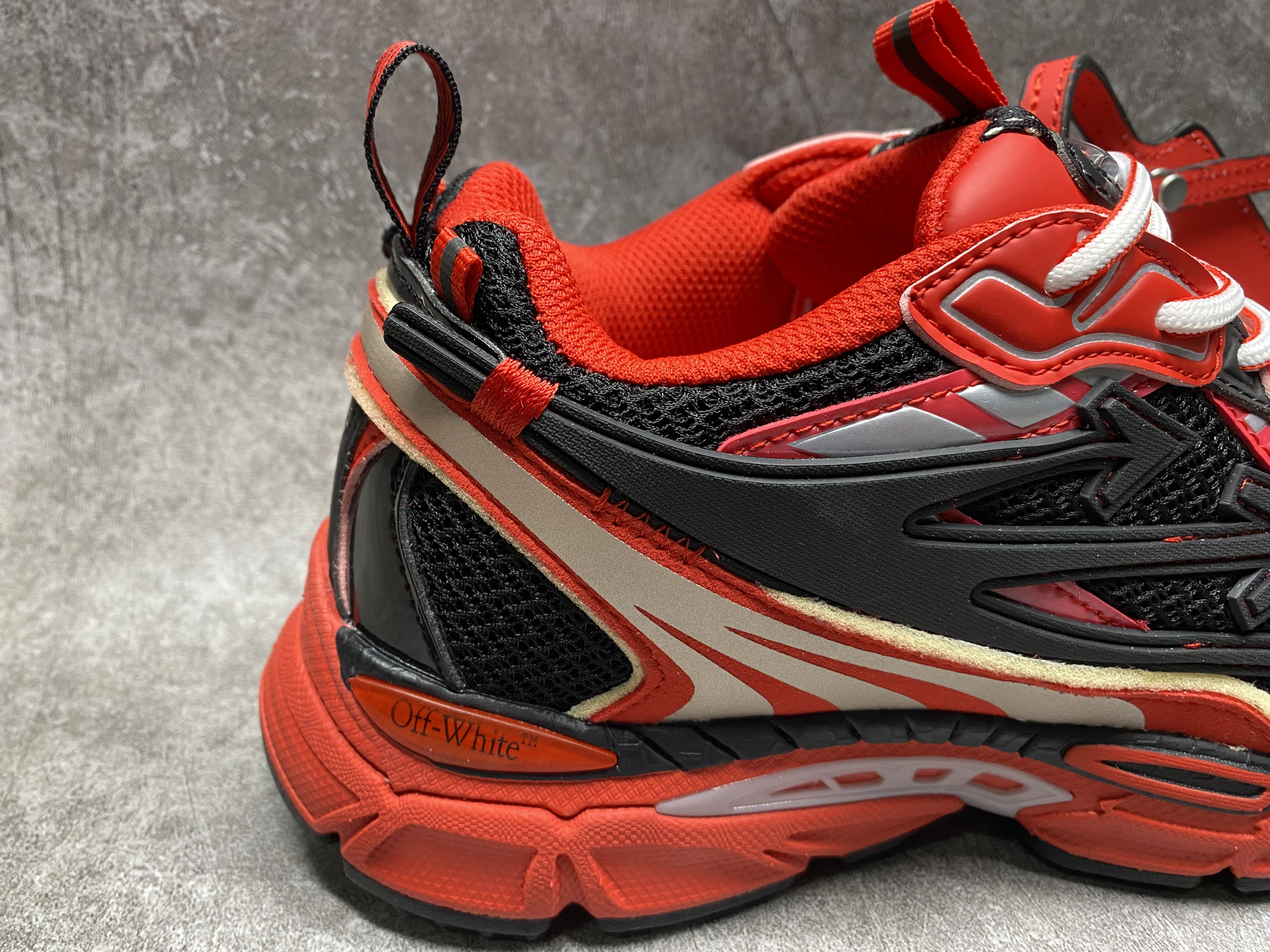 UA Off-White "BE RIGHT BACK"