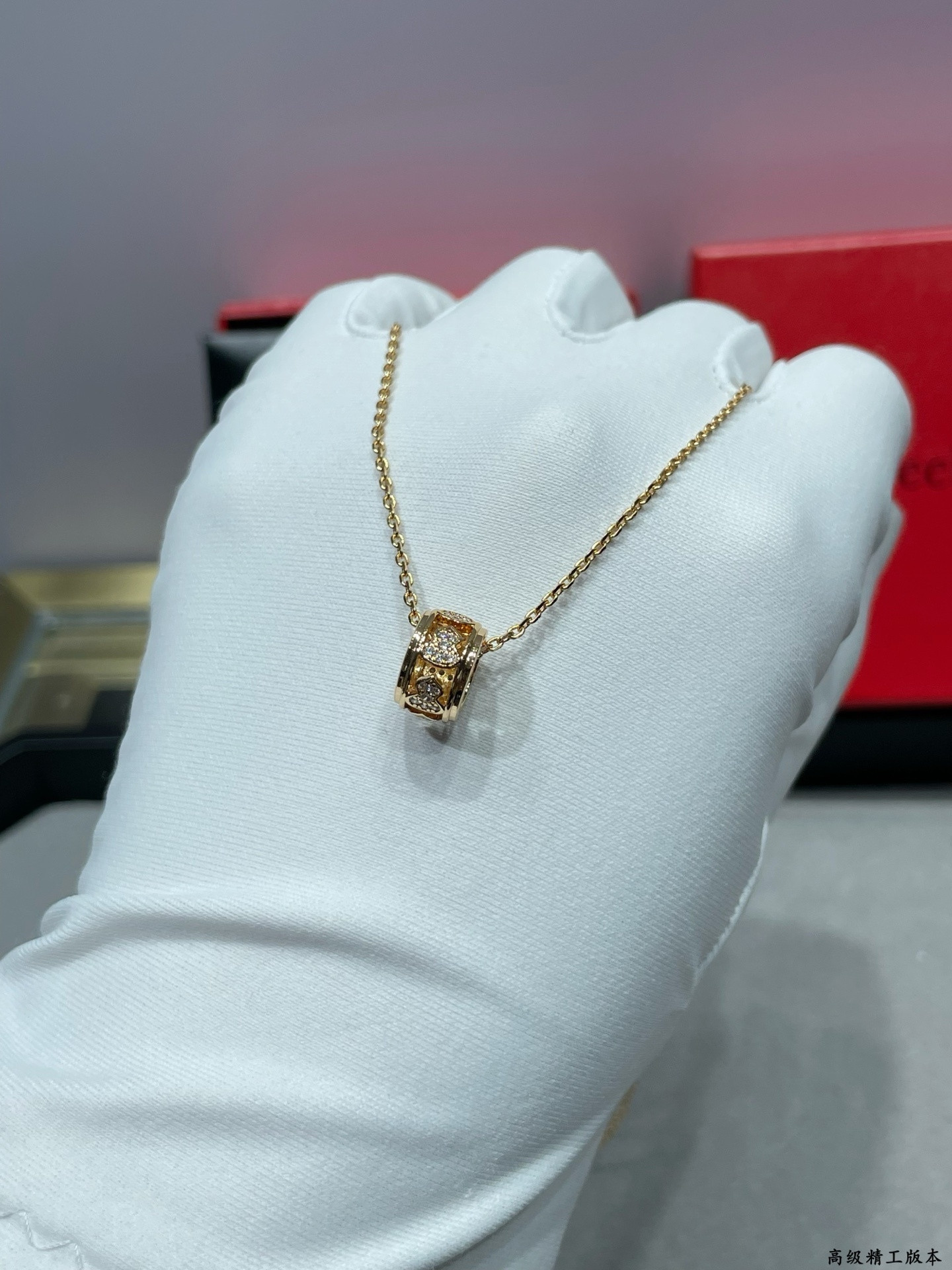 Qeelin Circle Gourd Necklace