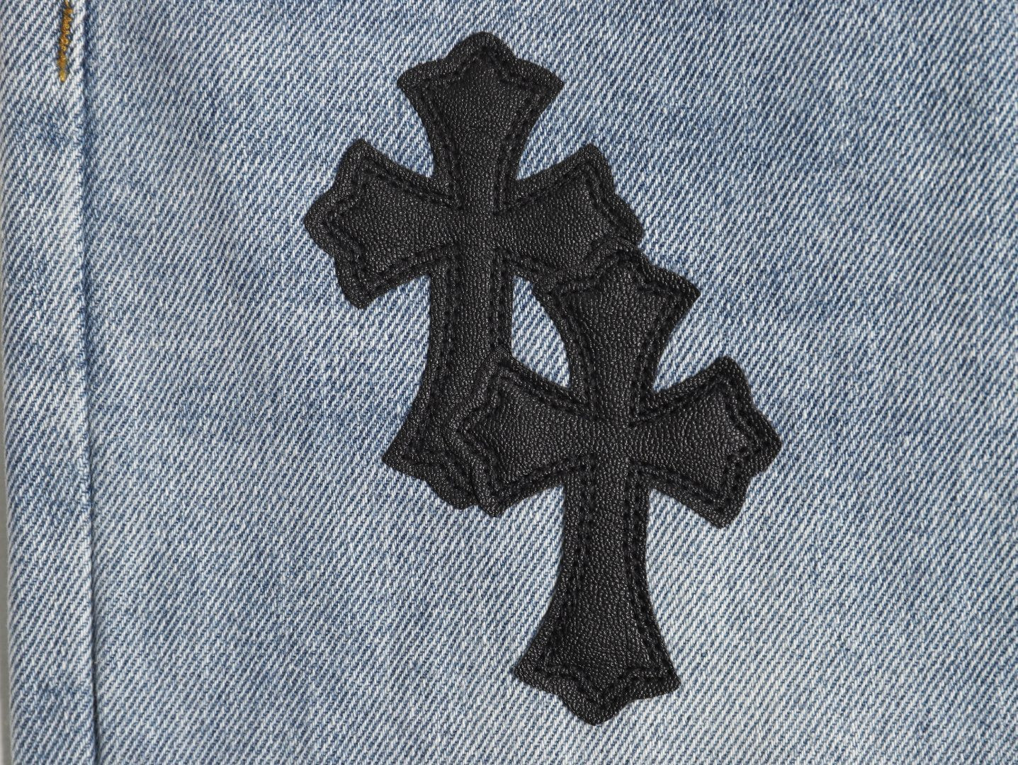 Ch**me He**ts ch 25ss jeans