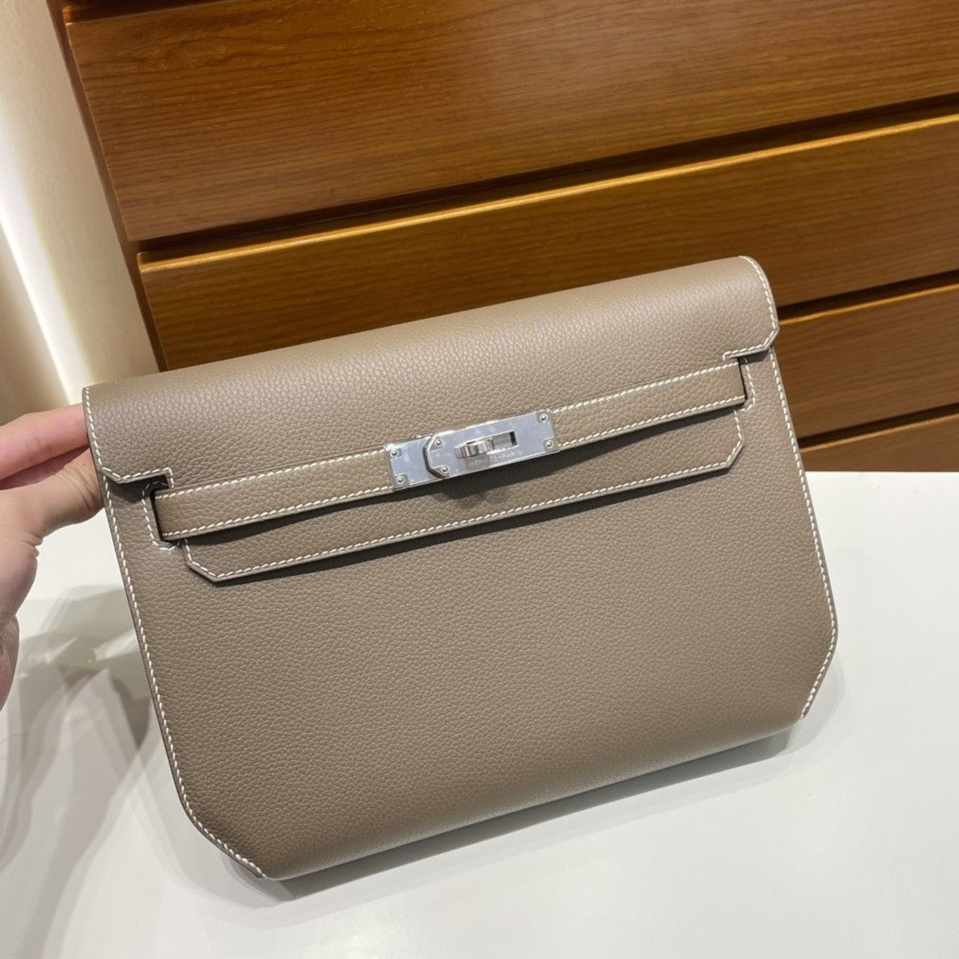Hermès Kelly Depeches Togo 25cm
