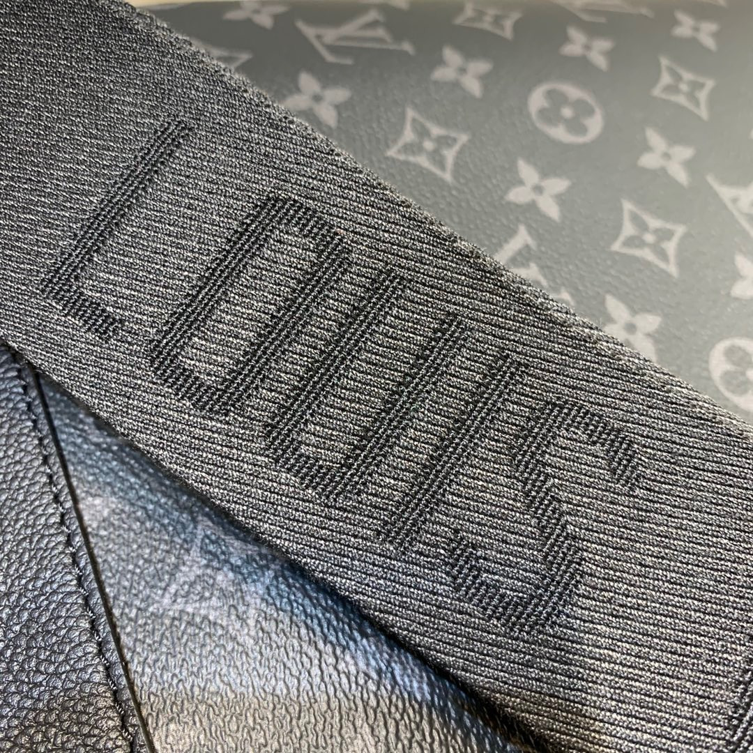 LV SAUMUR TOTE M45914