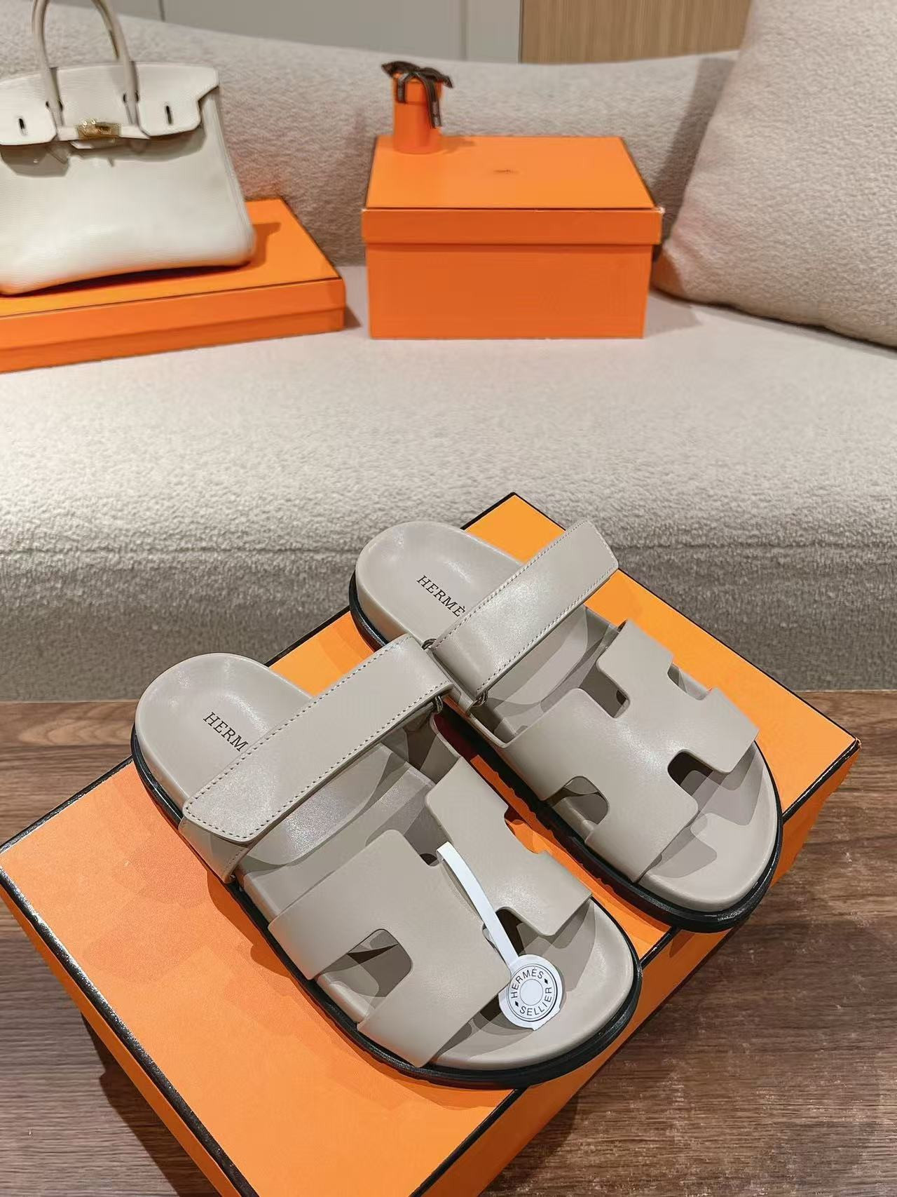 UA Hermès Chypre Sandal