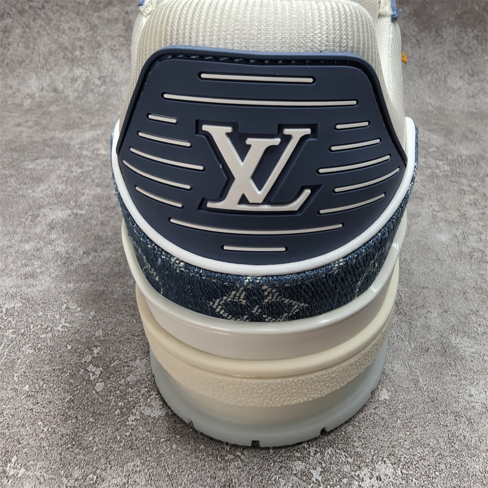 UA LV Trainer Sneaker