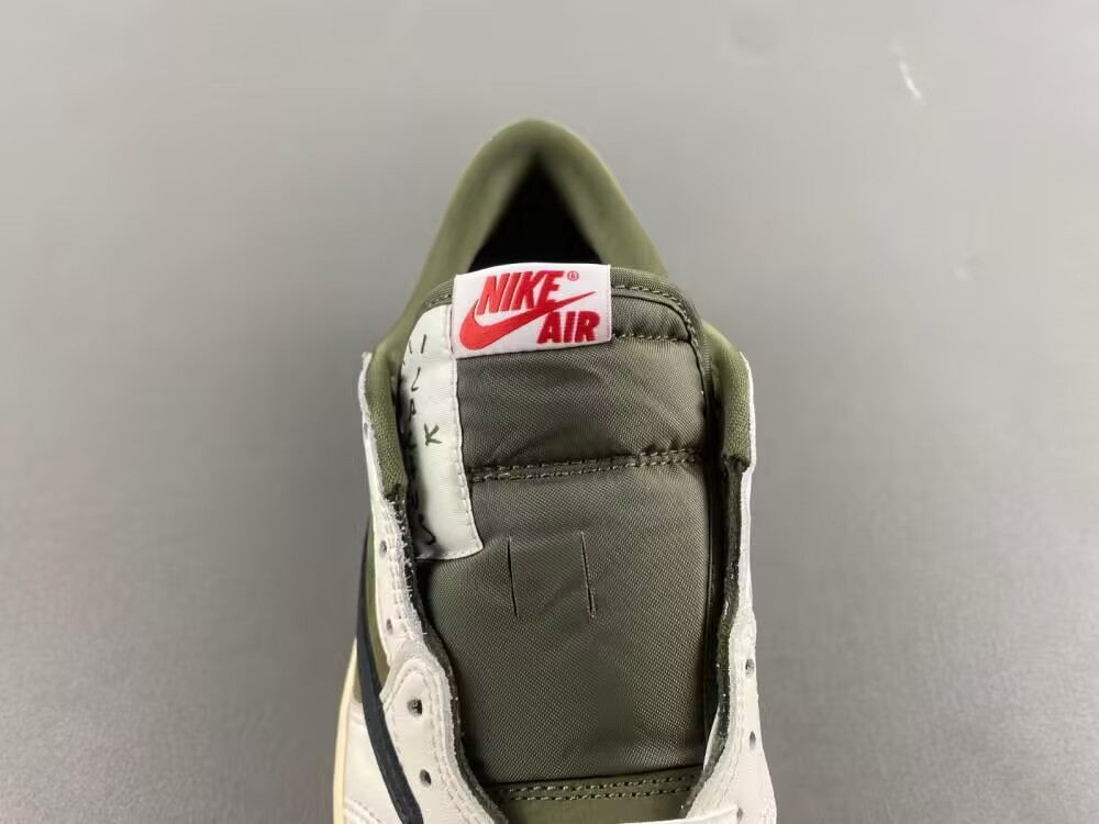UA Jordan 1 Retro Low OG SP Travis Scott Medium Olive