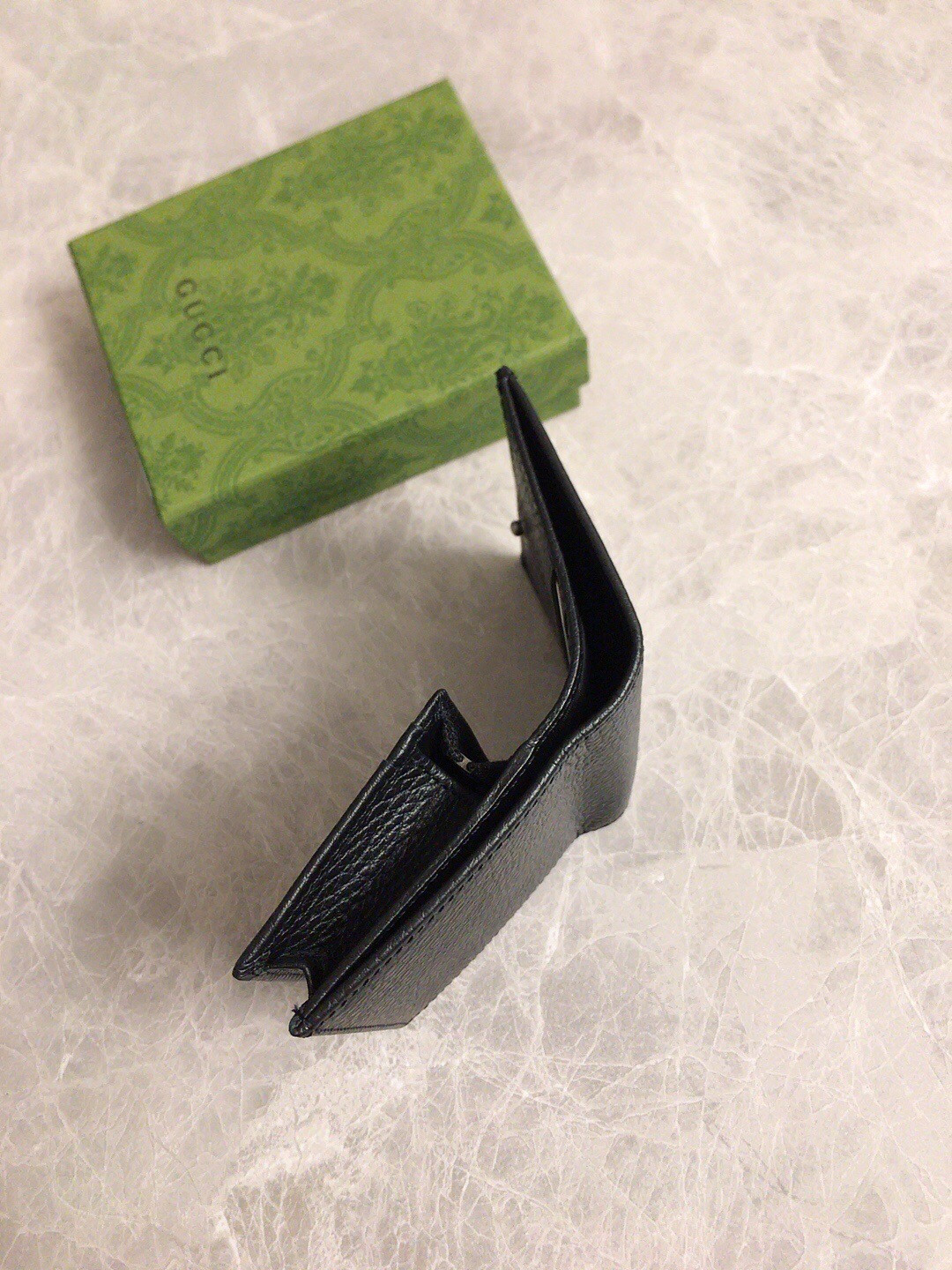 G*u*i huhu card wallet 11x8.5x3cm