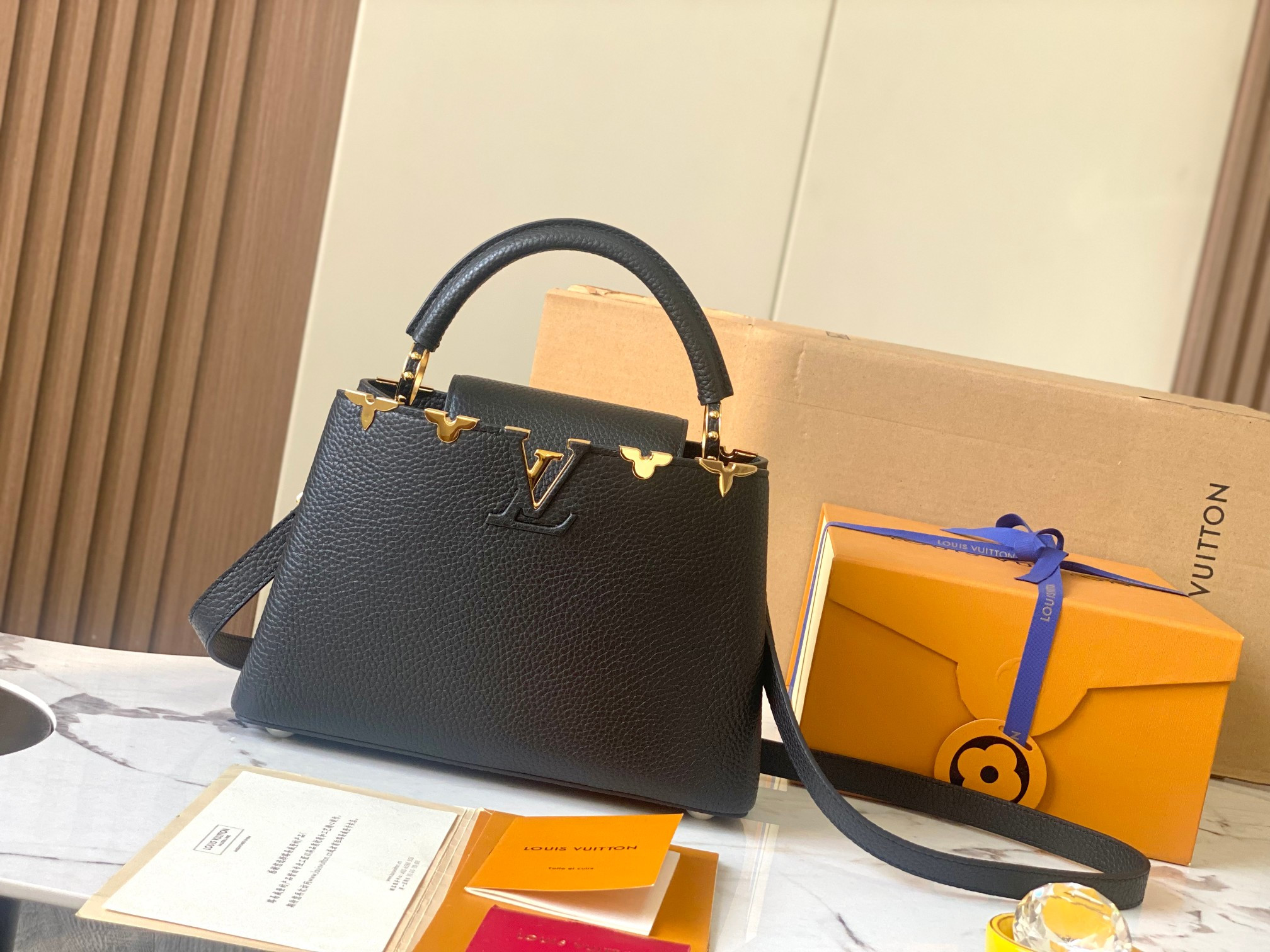 lv capucines M23331 27-18-9cm