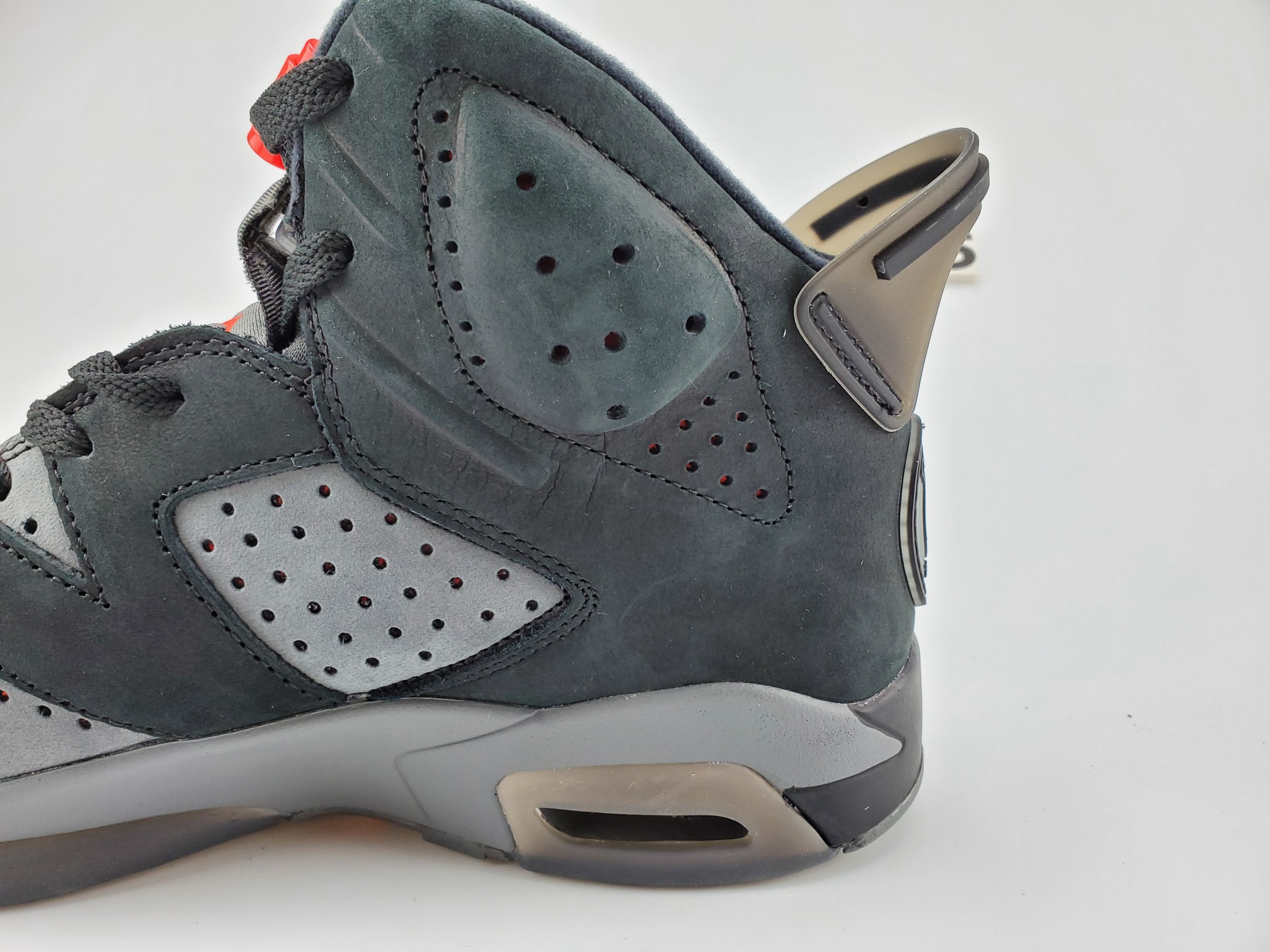 AIR JORDAN 6 “PSG”