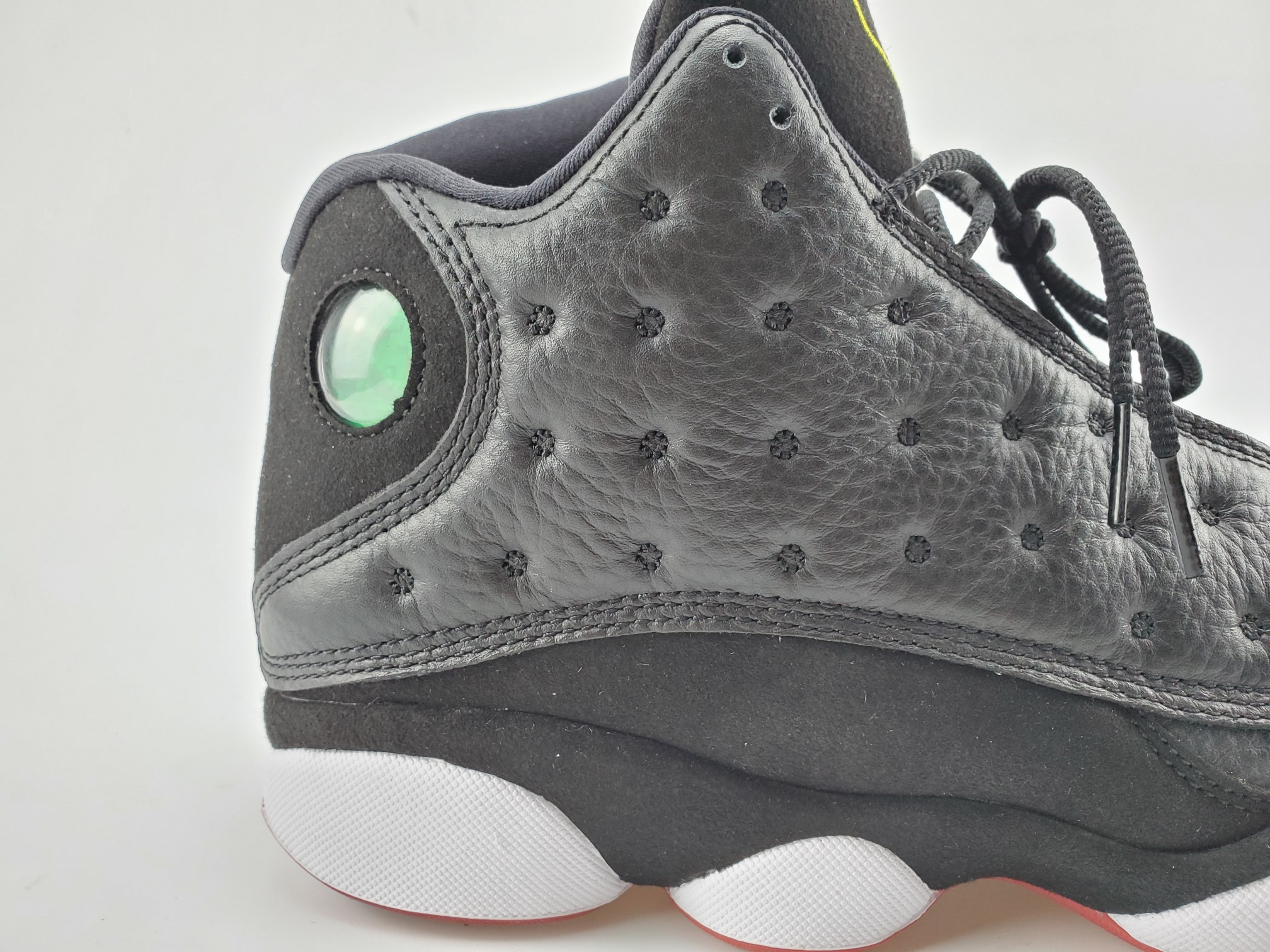 Air Jordan 13 Retro Playoffs (2011)