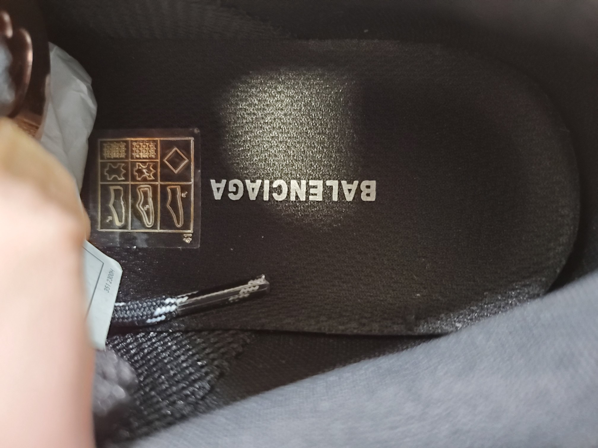 Balenciga Triple S Black Silver