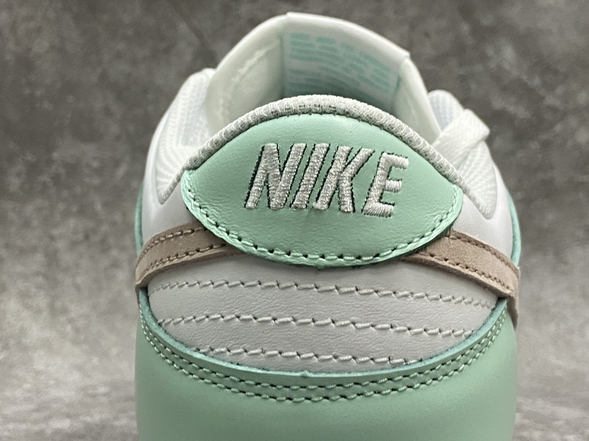 Nike SB Dunk Low Turbo Green