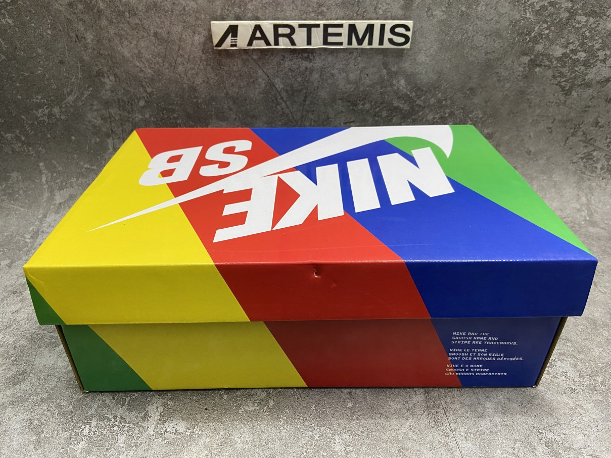 Nike SB Dunk Low Photon Dust