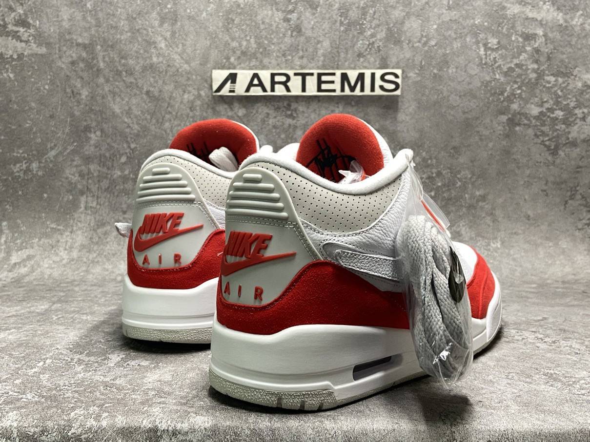 Air Jordan 3 Retro Tinker Air Max 1 White - University Red