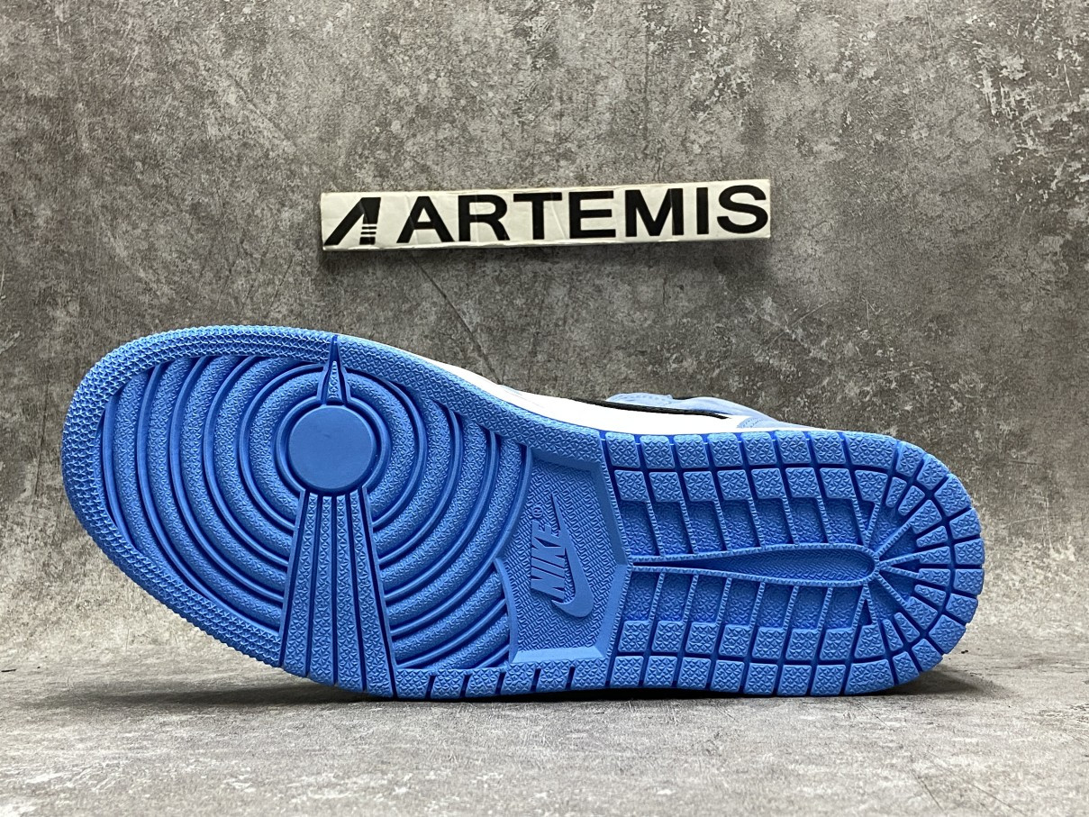 Air Jordan 1 Retro High White University Blue Black