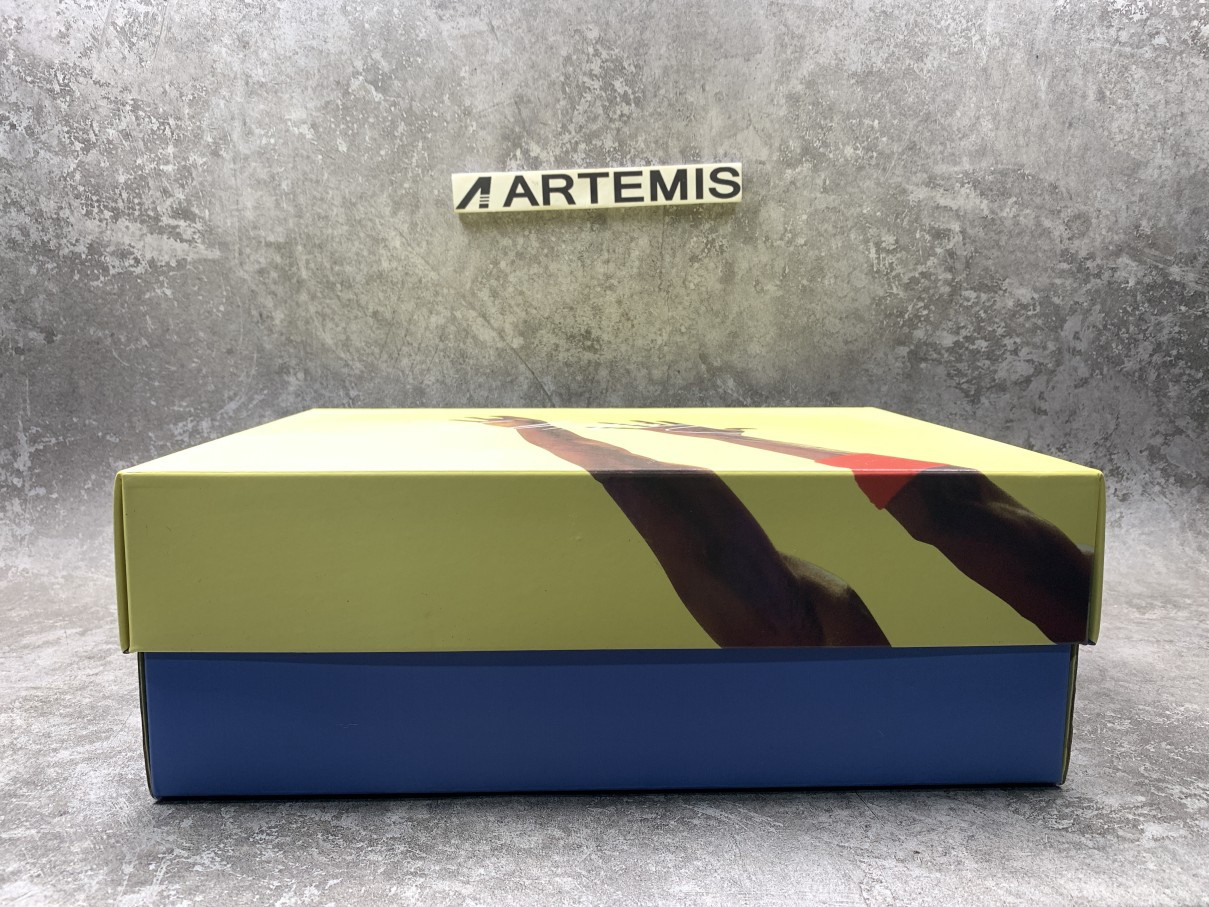 Air Jordan 4 x Union Taupe Haze