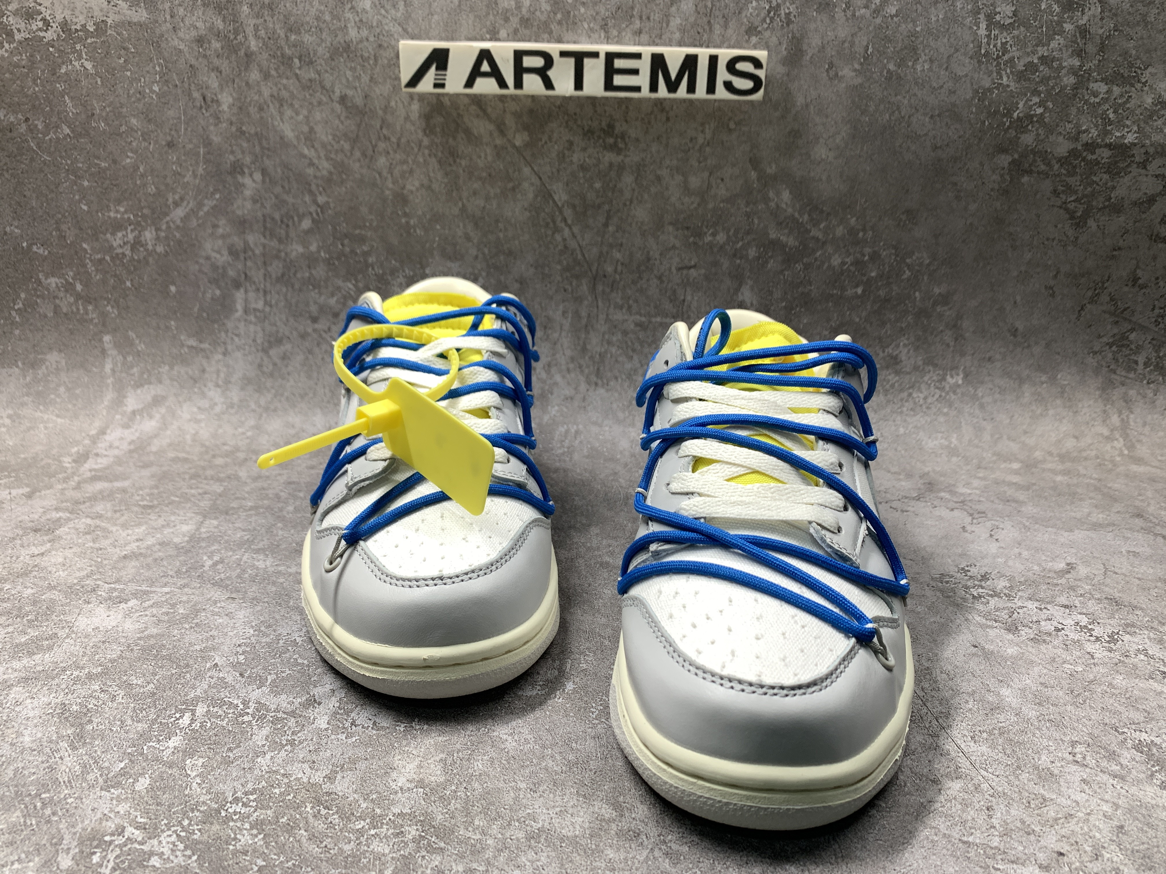 Off-White x Dunk Low