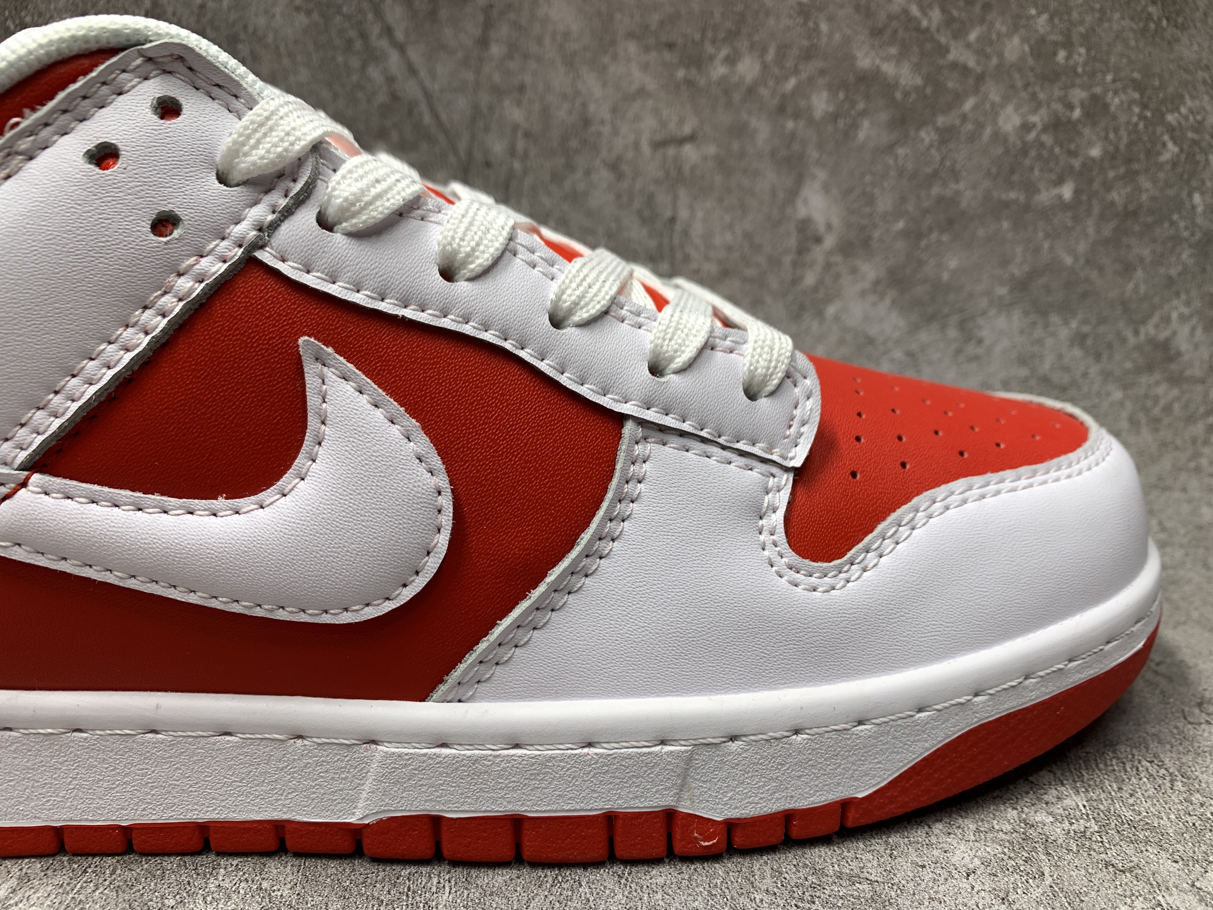 Nike Dunk Low White University Red