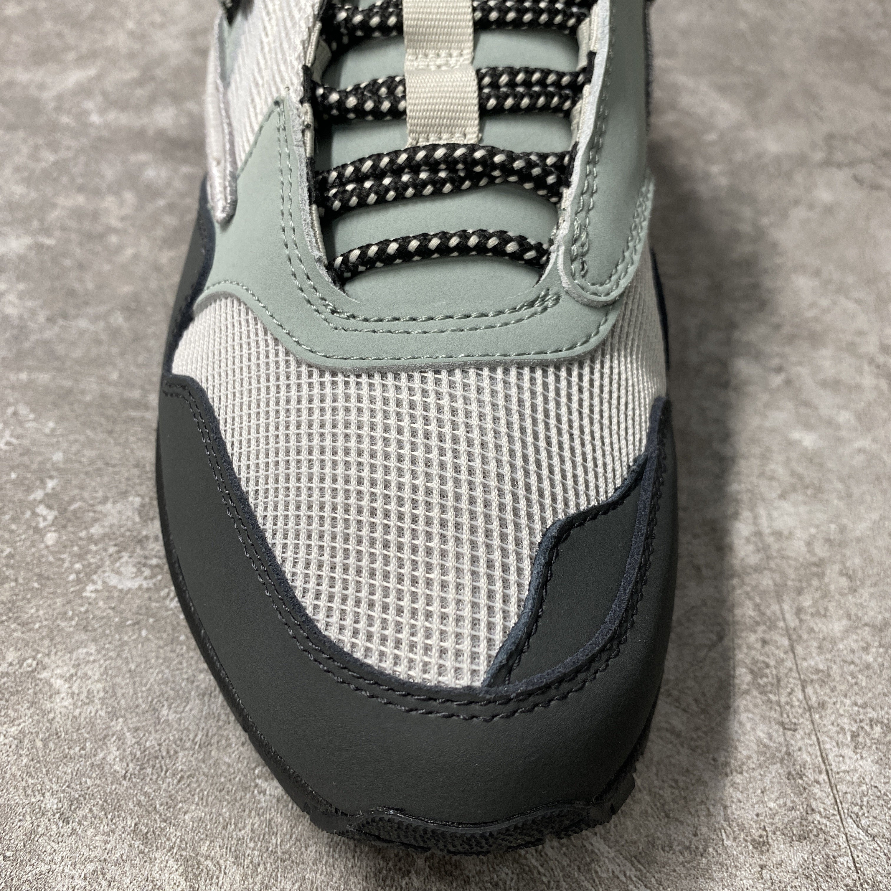 Nike Air Max 1 X Travis Scott Cave Stone