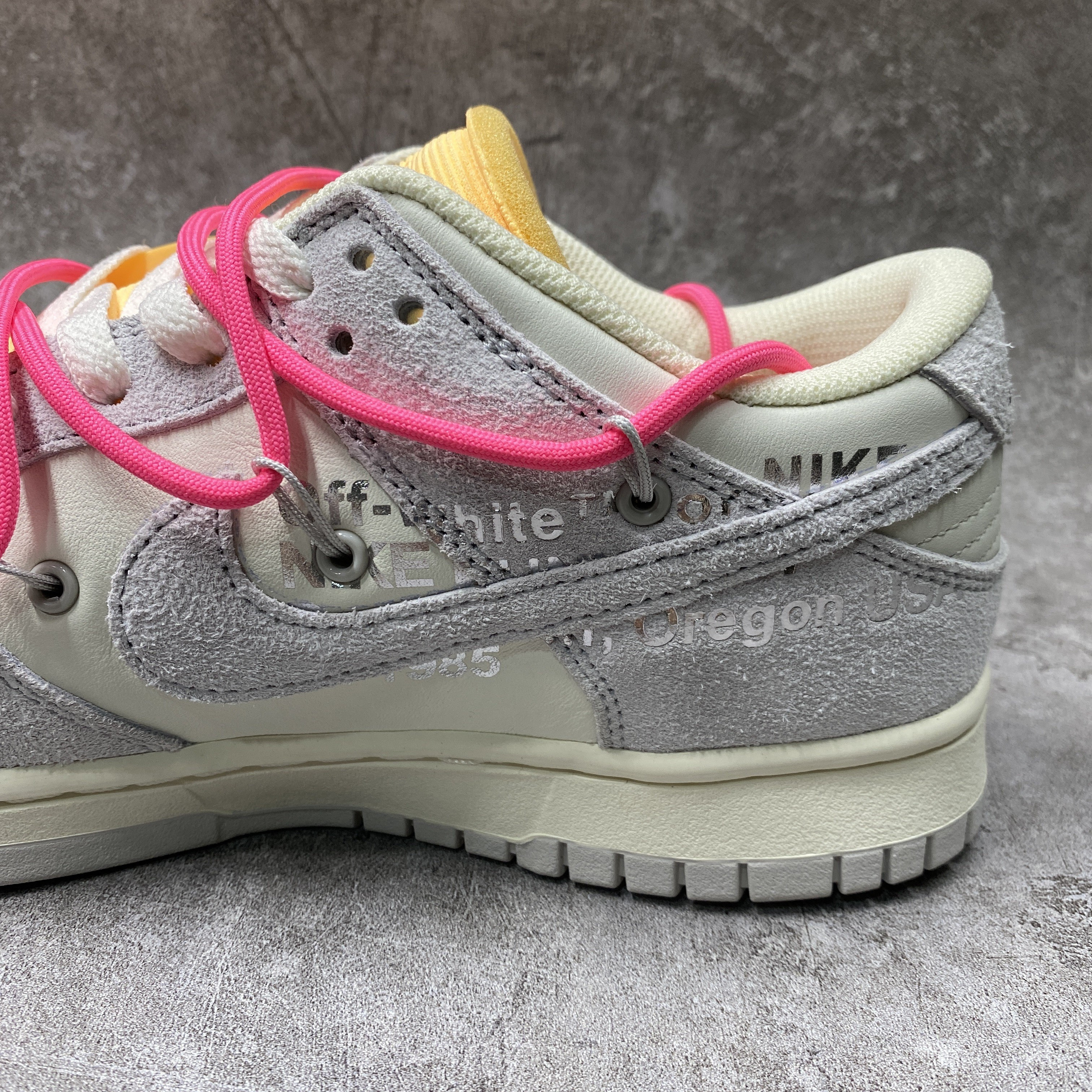 Nike Dunk Low Off-White Lot 17
