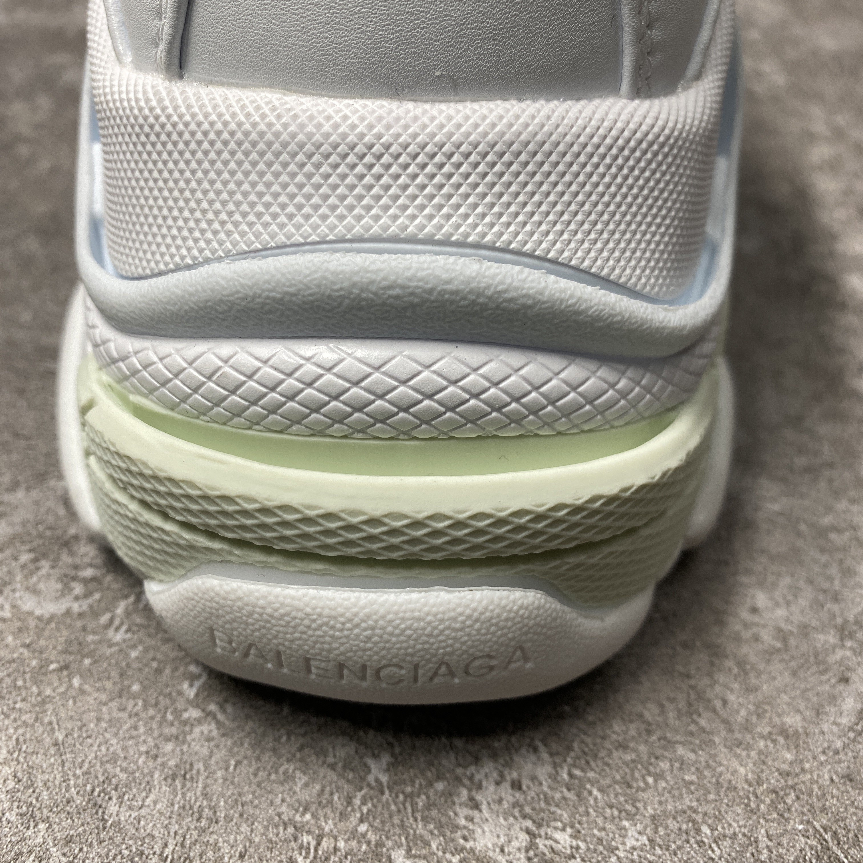 Balenciga Triple S White