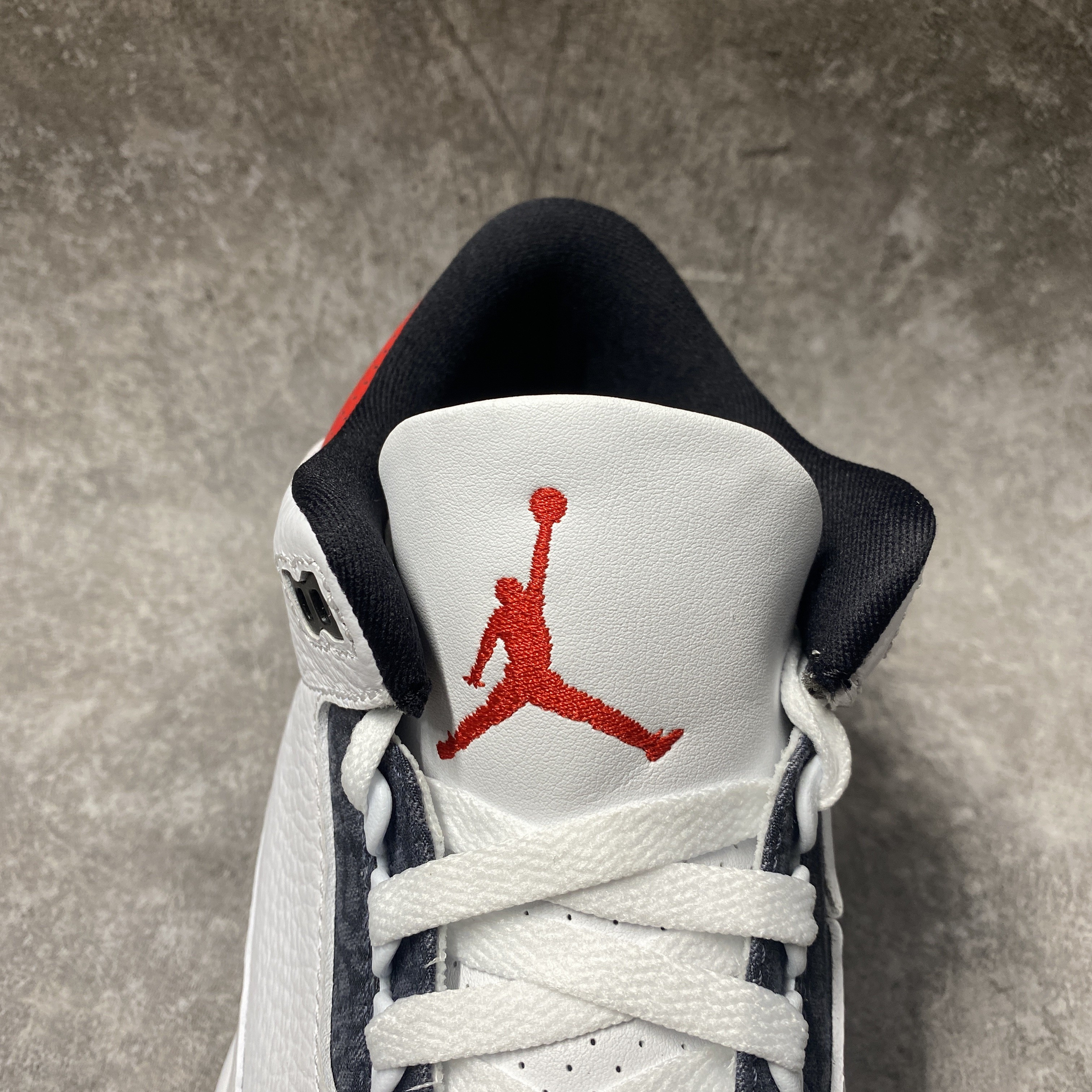Air Jordan 3 Retro SE-T CO JP Fire Red Denim