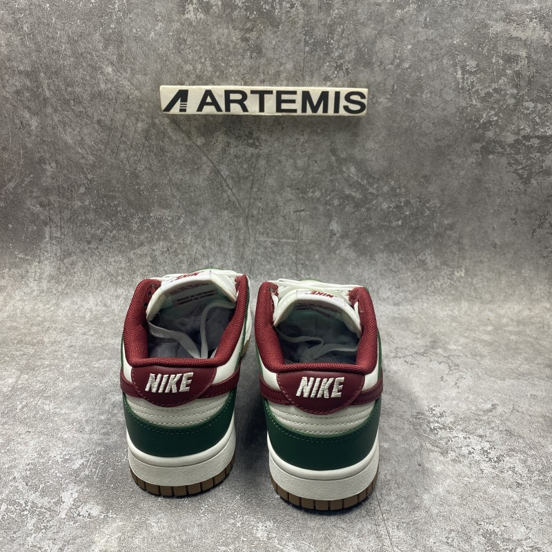 Nike Dunk Low Gorge Green