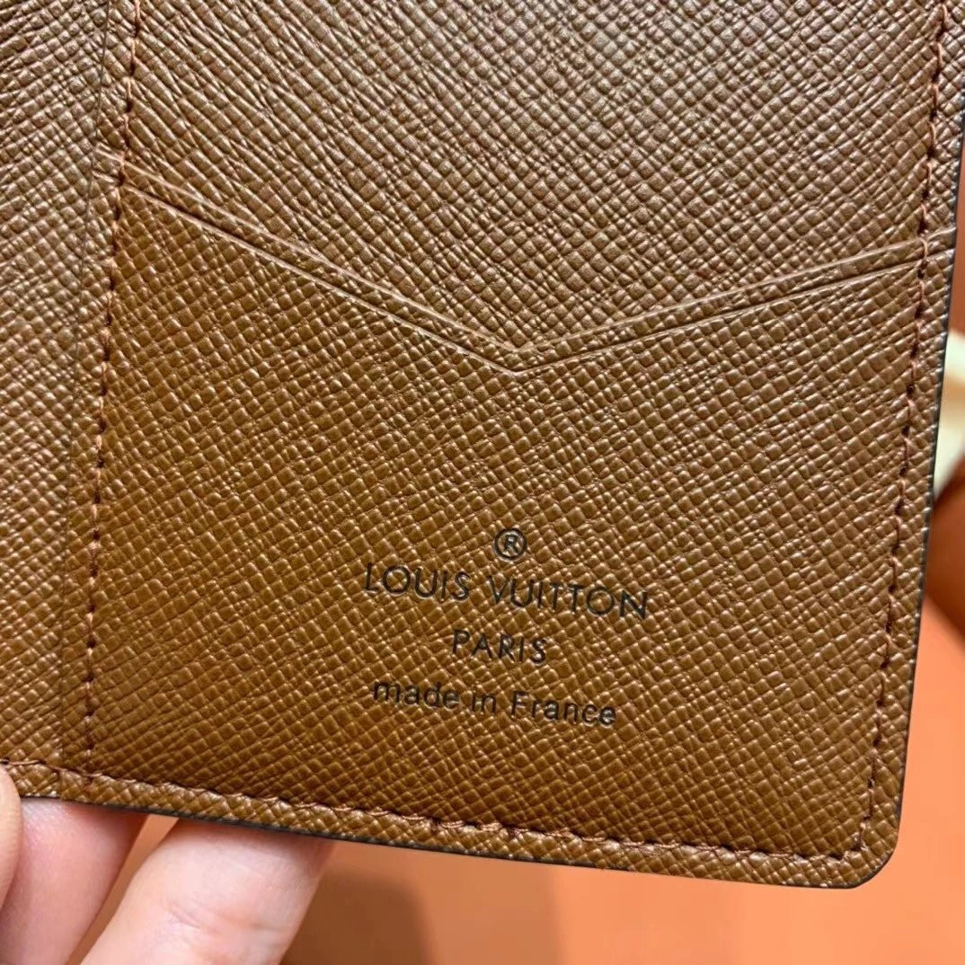 LV Christmas POCKET ORGANIZER M60502