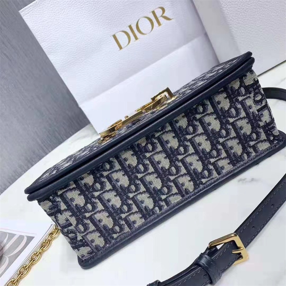 D*or 30 montaigne chain bag oblique 24x18x8 cm