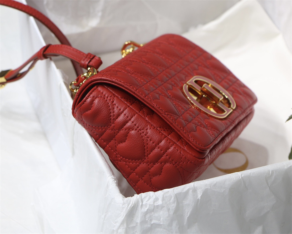 small D*or caro bag amour red 20 x 12 x 7 cm