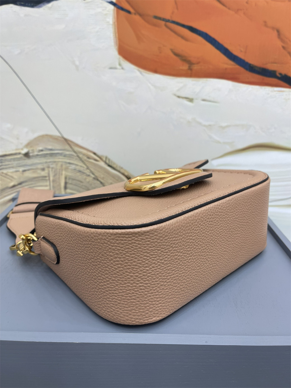 VALENTINO GARAVANI ALLTIME GRAINY CALFSKIN SHOULDER BAG ROSE CANNELLE 23.5x18X8cm