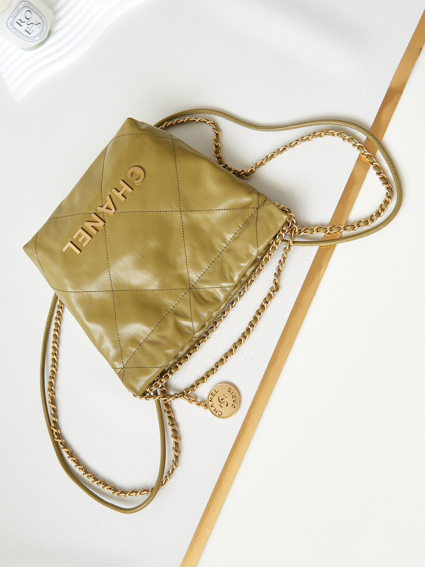 Ch*el 22 mini handbag shiny calfskin green 7.8 × 7.4 × 2.3 in