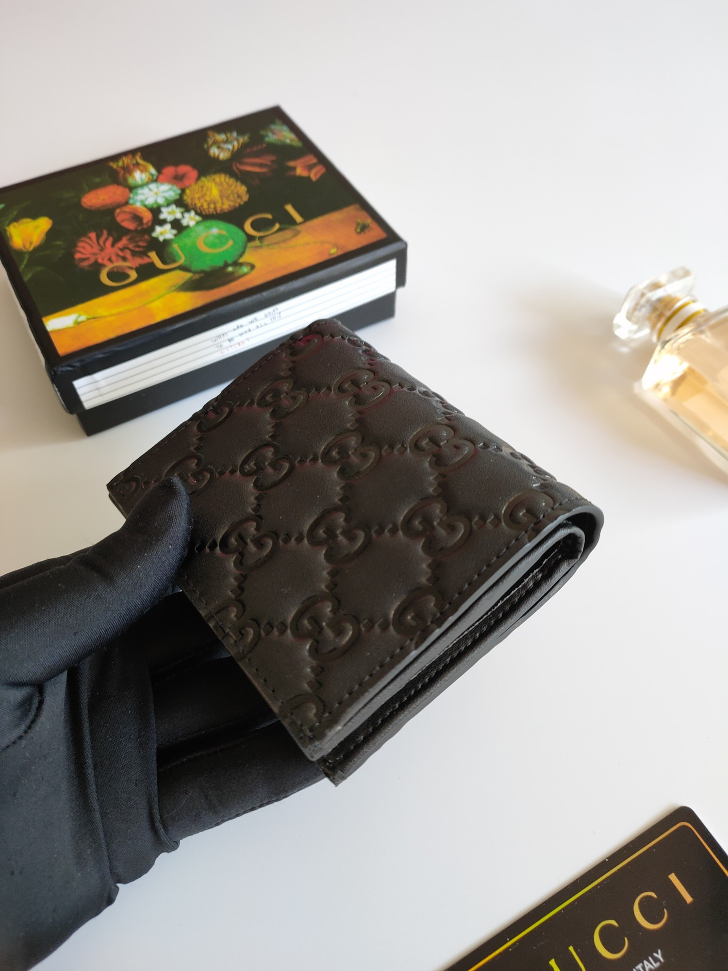 G*u*i gg card case wallet