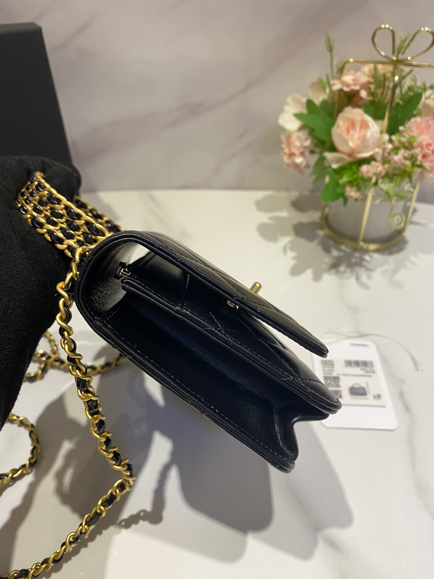 Ch*el classic wallet on chain rhinestone handle black 4.8 × 7.5 × 1.4 in