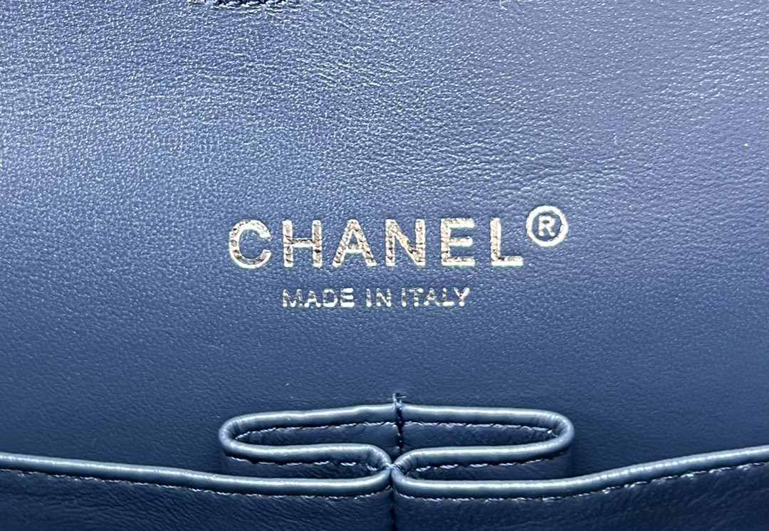 Ch*el classic 11.12 handbag tweed & silver-tone metal  6 × 9.9 × 2.5 in