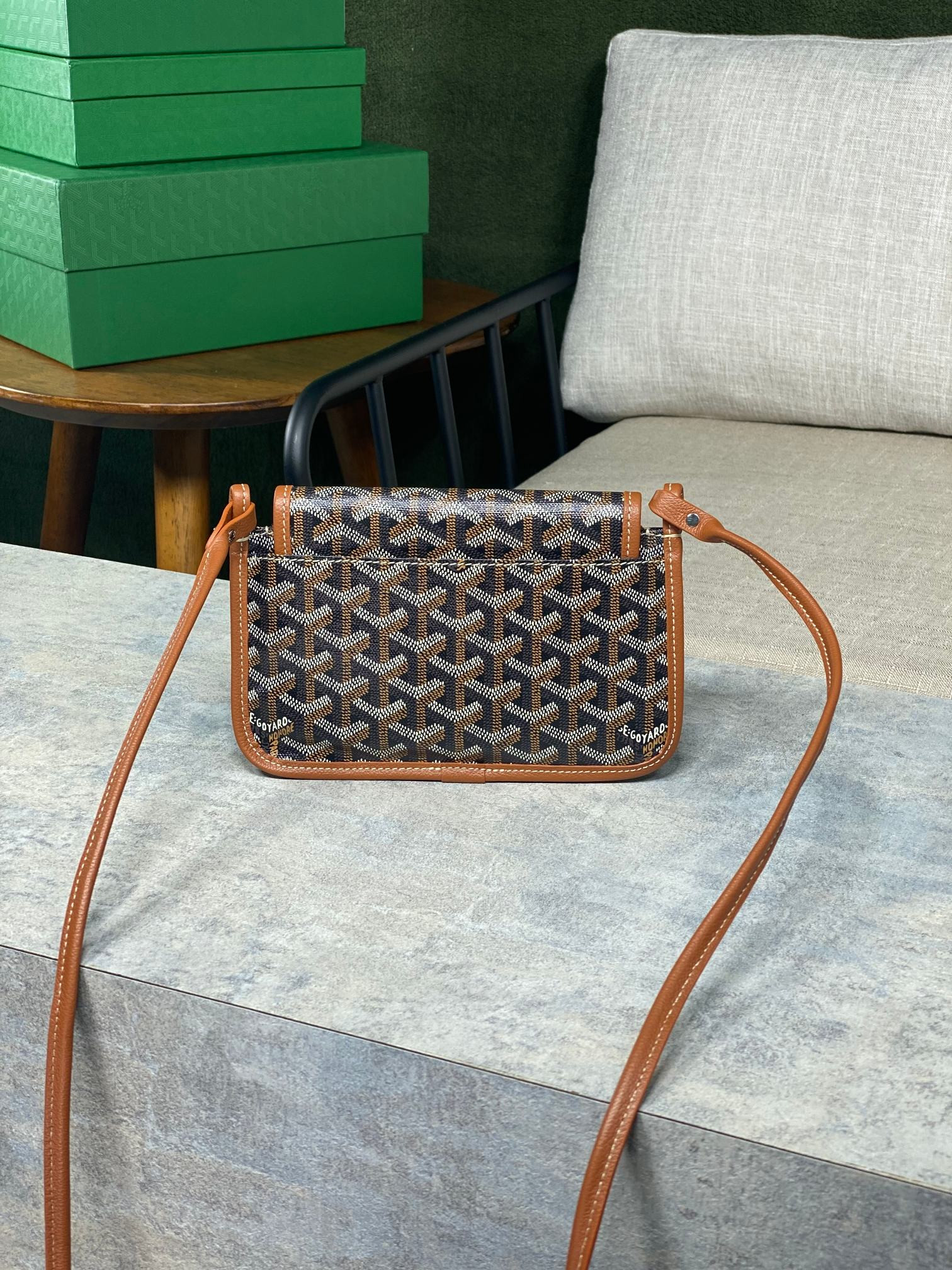 Go*ard plumet pocket wallet 21x14x2.5cm