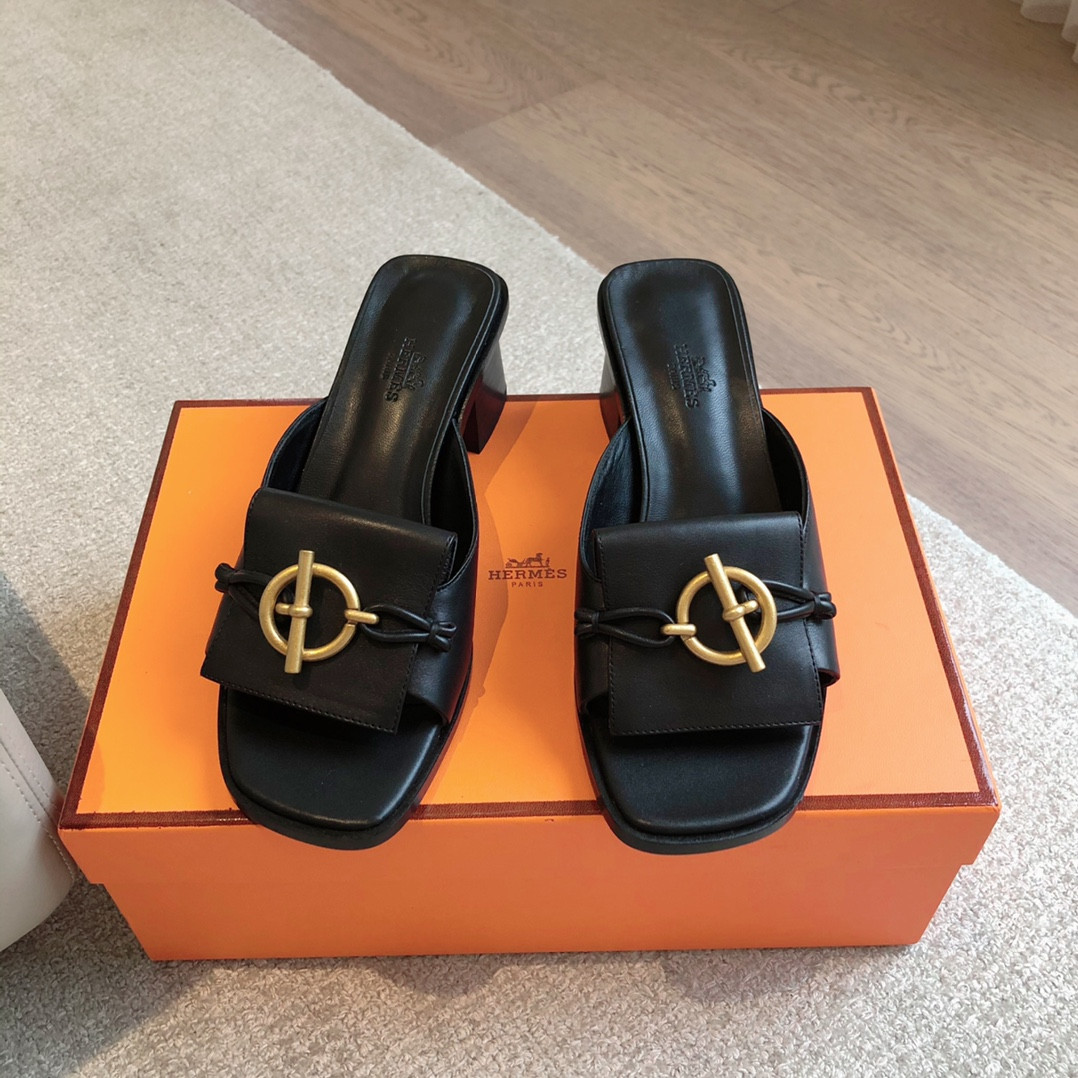 UA Hermès Isle sandal