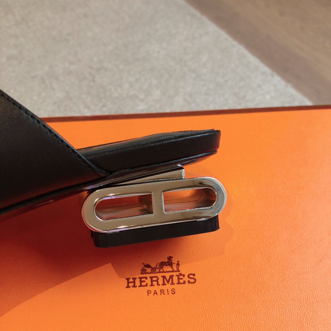 UA Hermès Sandal