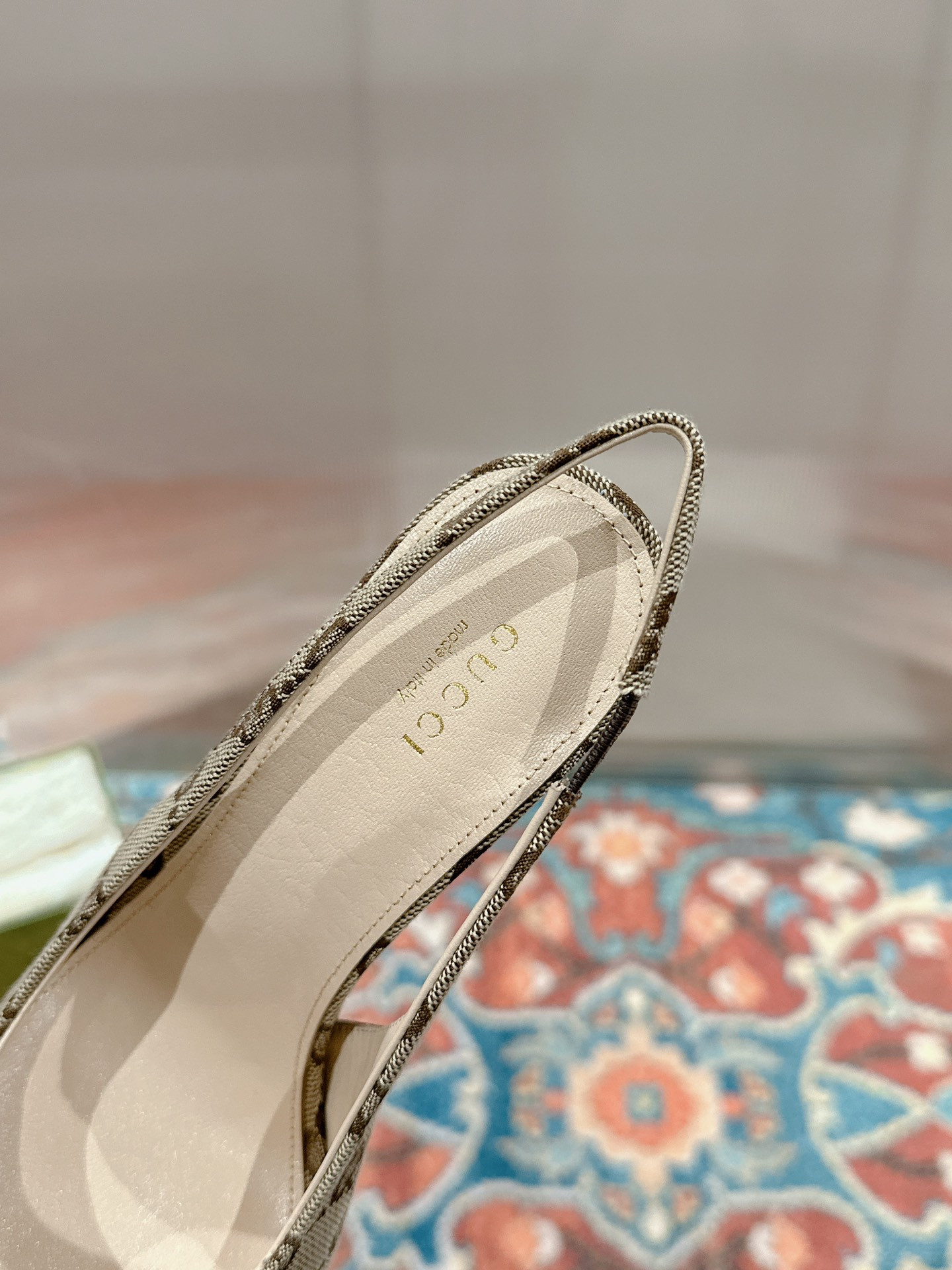 ua G*u*i horsebit slingback pump high heel