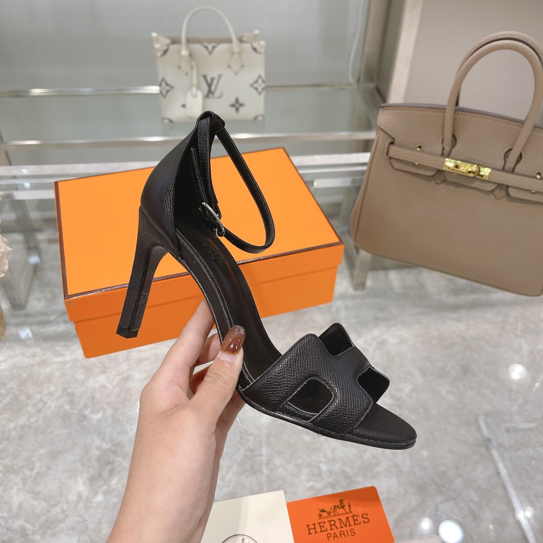UA Hermès Heeled Sandal