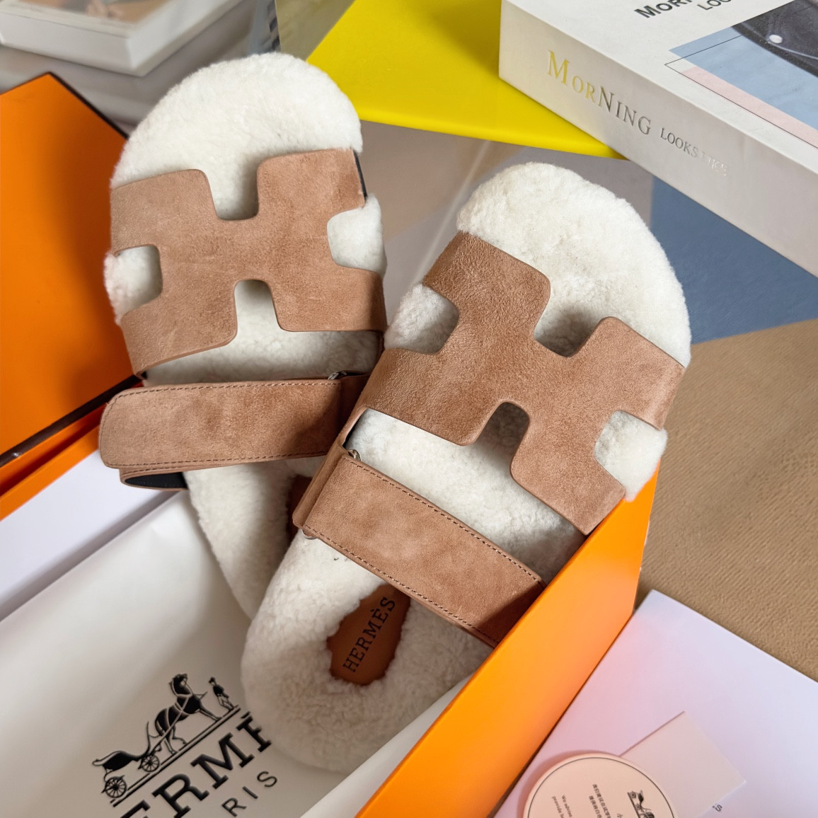 UA Hermès Chypre sandal