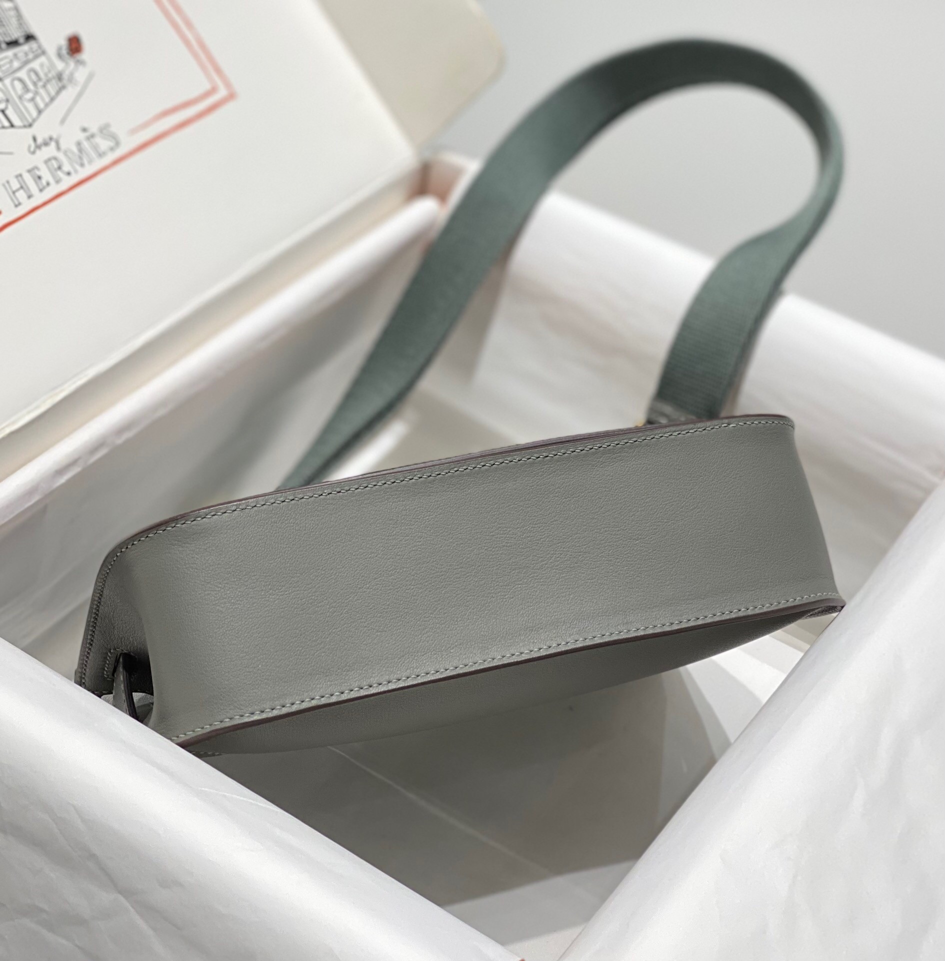 H**mes mini jypsiere 23×17×5cm