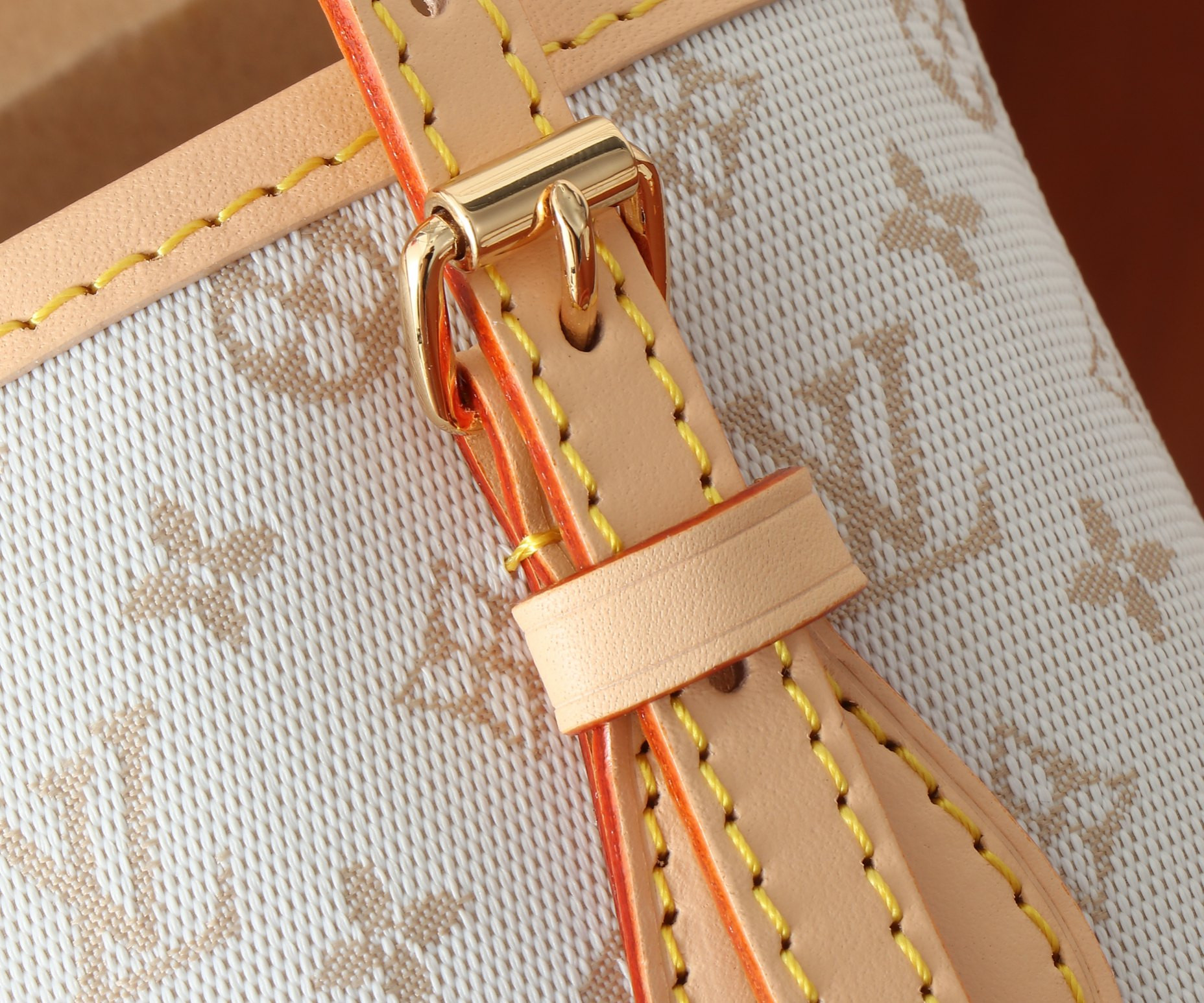 LV Match Nano Bucket M12317 13x17x9CM