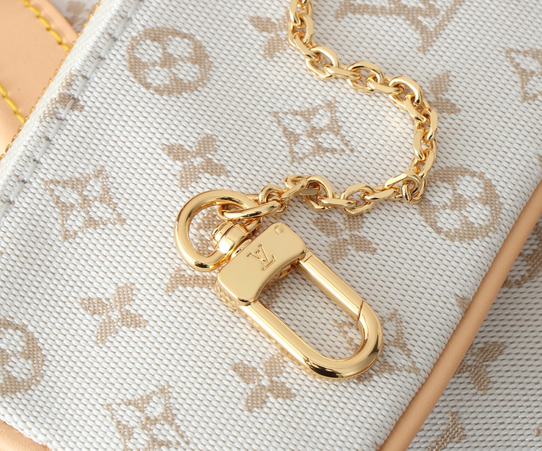 LV Match Nano Bucket M12317 13x17x9CM