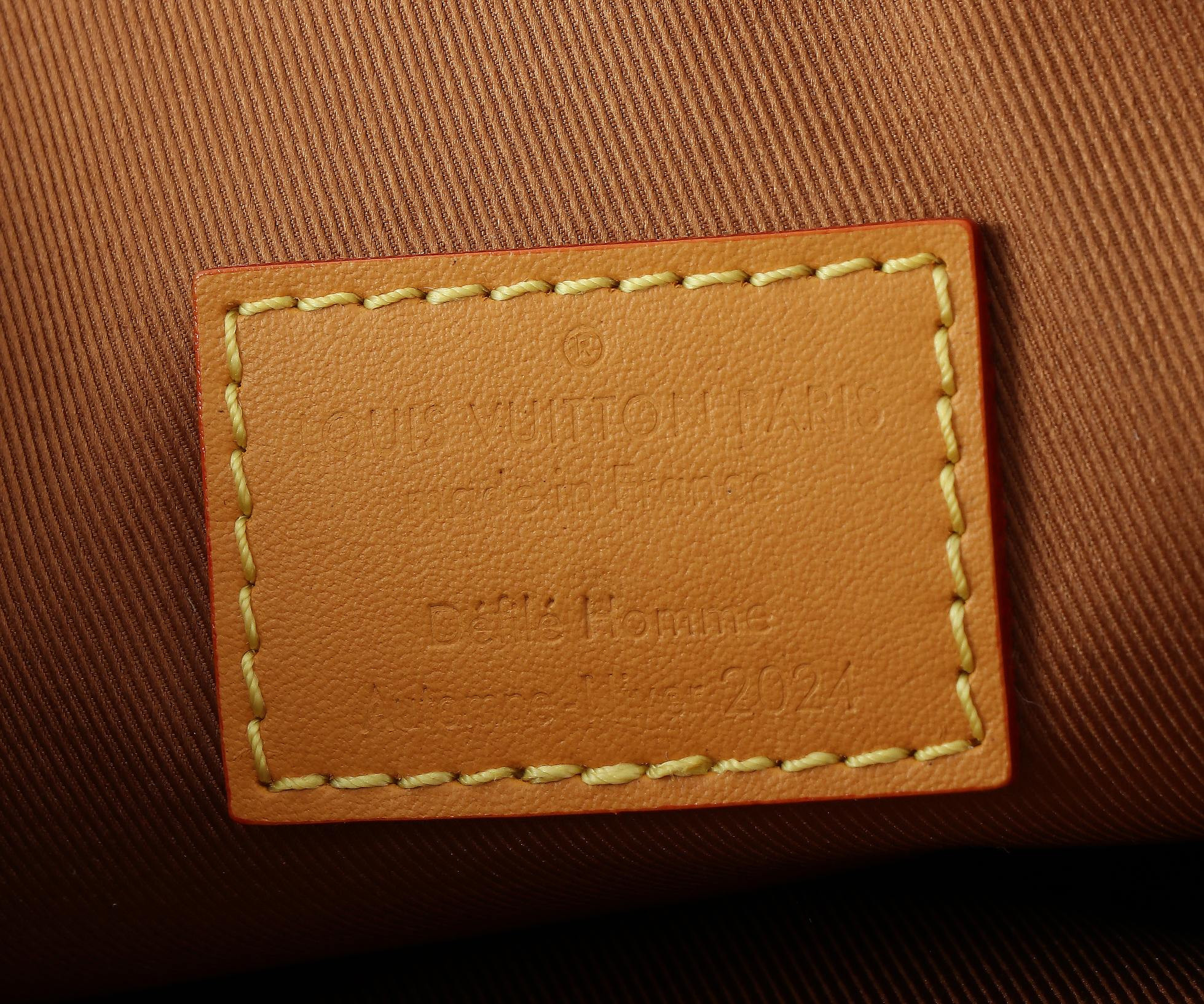 LV Steamer 15 Marque Déposée M11630 16.5x20x8.5CM