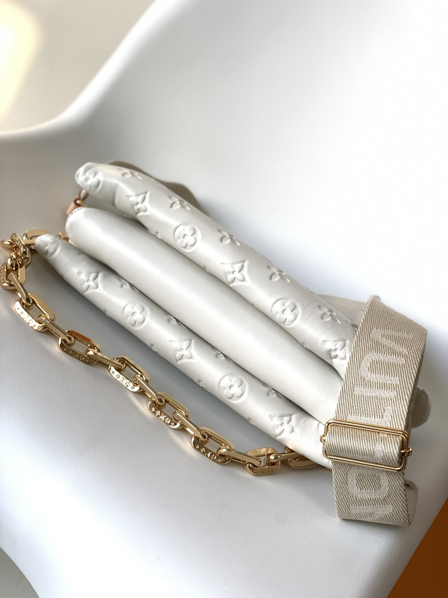 LV COUSSIN PM M57793 26×20×12cm