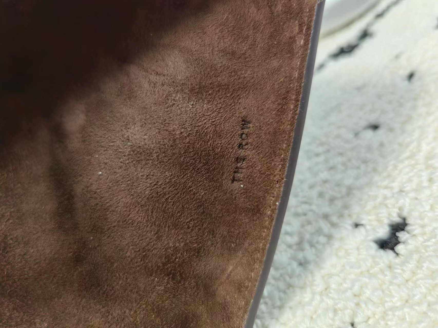 T*e R0w margaux 12   32x15x25cm