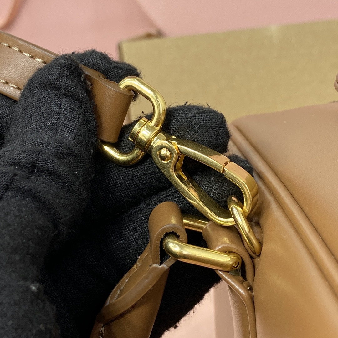 Miu Miu Arcadie leather bag 12x27x9cm